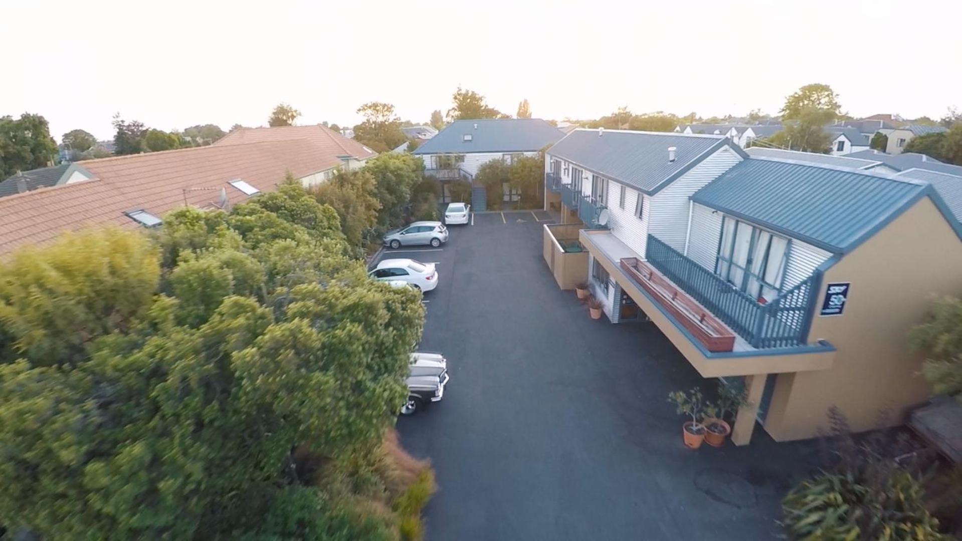 Sherborne Motor Lodge - Image 2