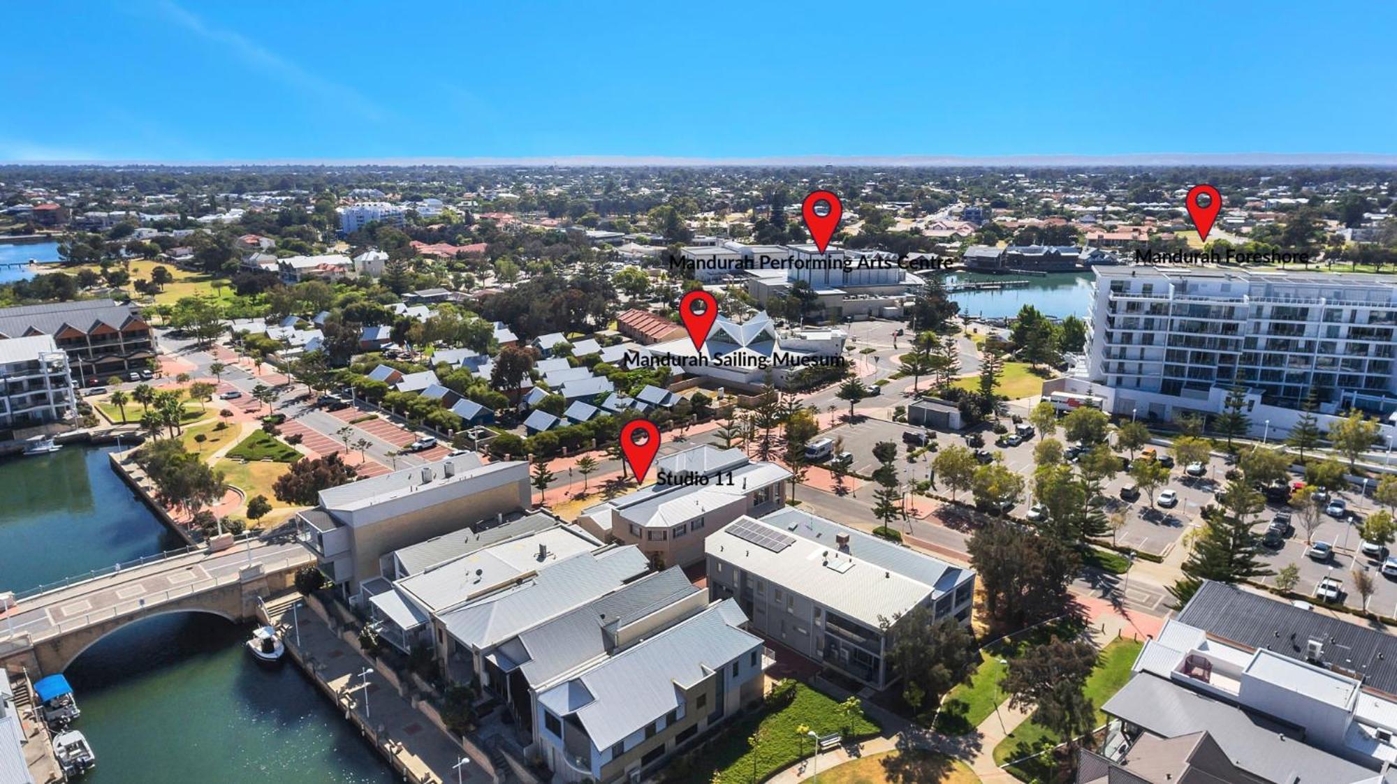Studio 11 Mandurah Marina