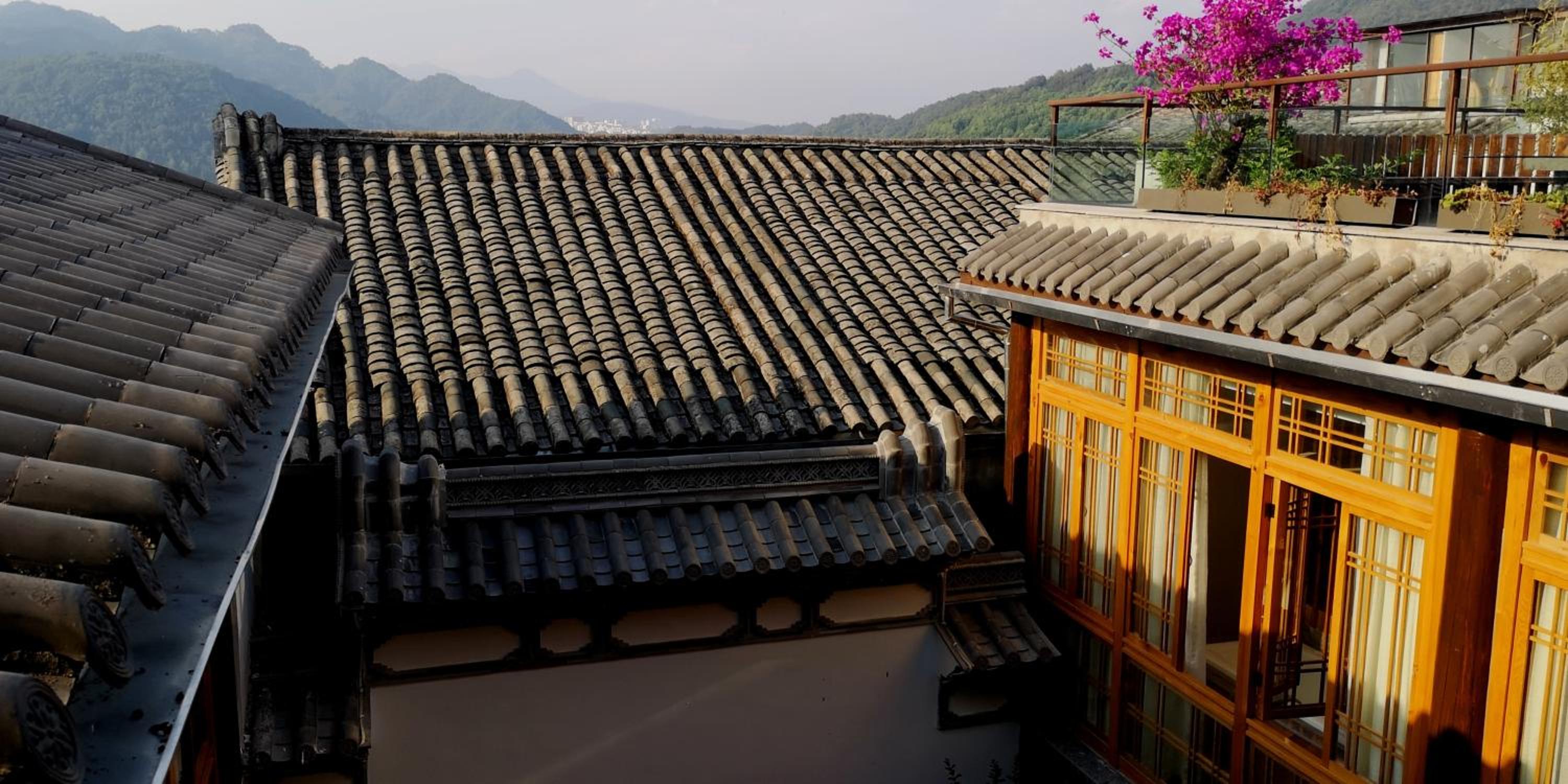 Shan Ju Qiu Ming Floral Hotel in Tengchong 花筑 腾冲山居秋暝精品客栈