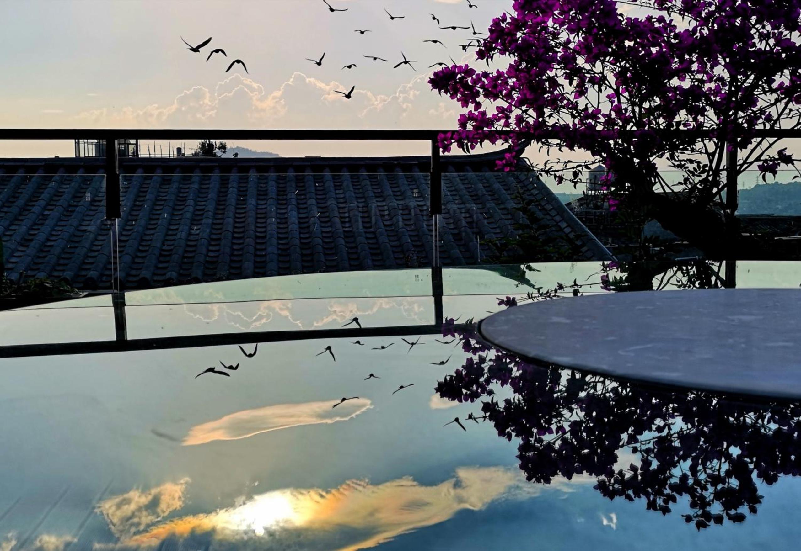 Shan Ju Qiu Ming Floral Hotel in Tengchong 花筑 腾冲山居秋暝精品客栈