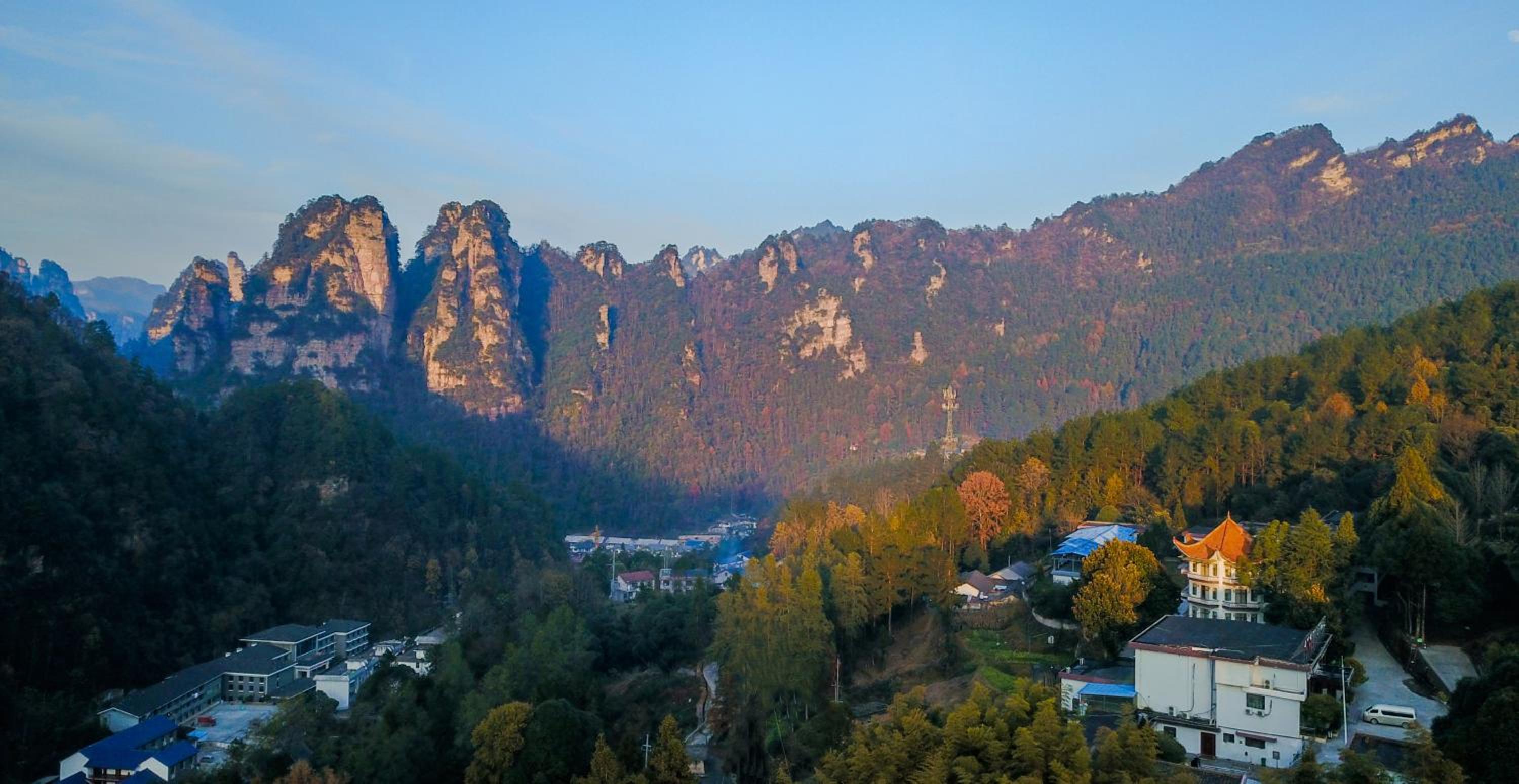 Zhangjiajie Mount View Cottage