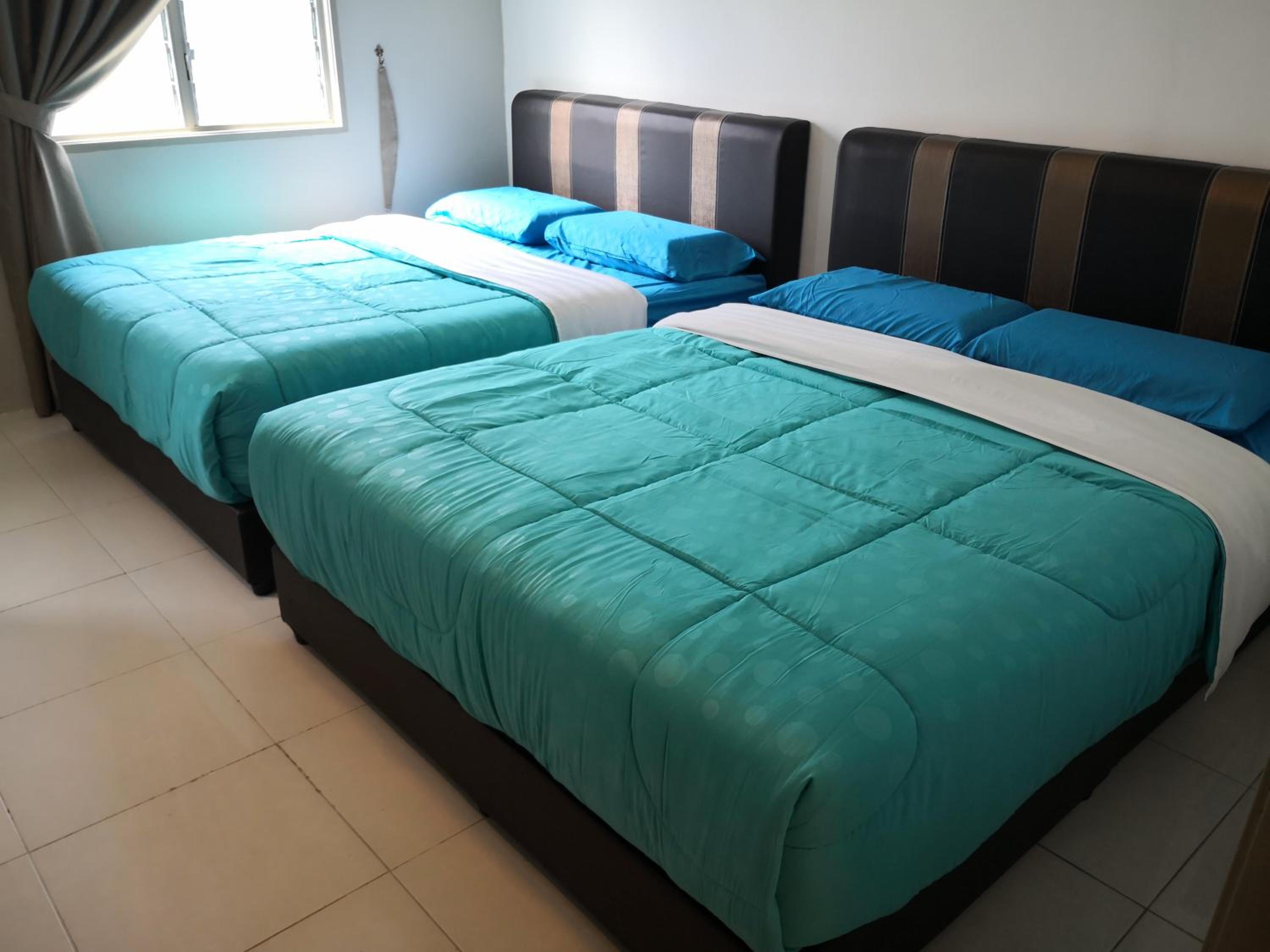 My Homestay N18 (14 pax) @ Golden Hills Night Market view 2