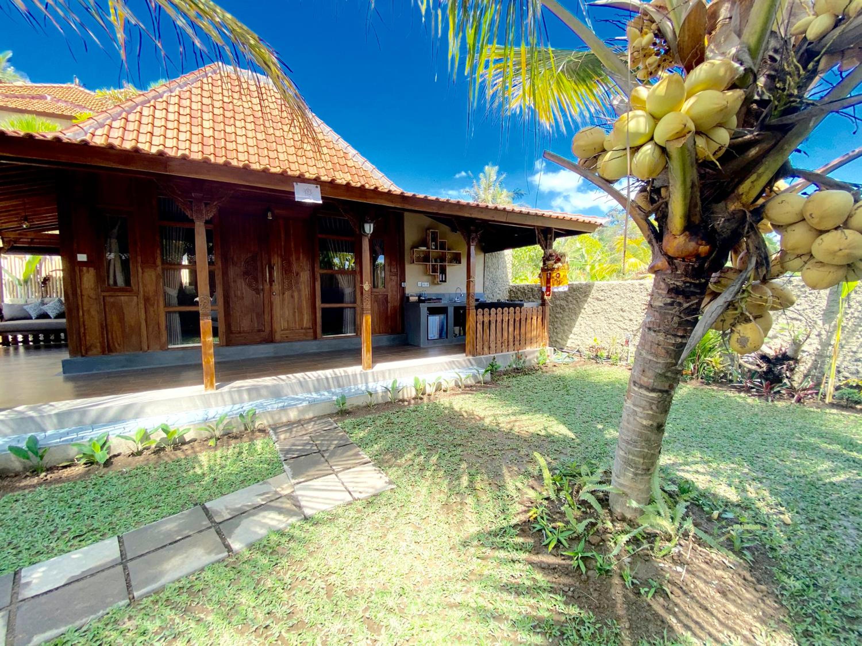 Uma Jati by Rumah Dadong view 2