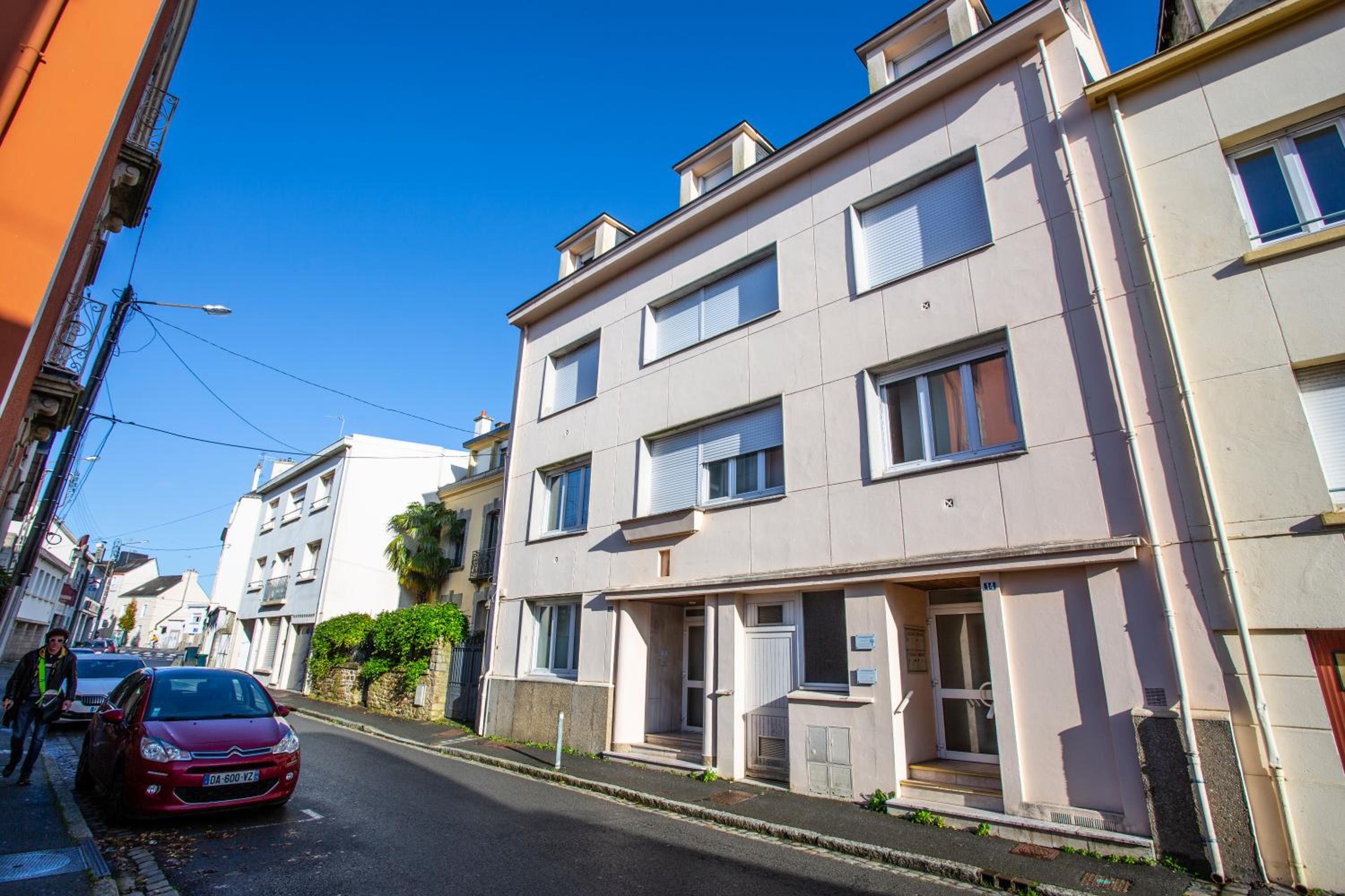 A L'ABORDAGE APPART - Lorient centre - Au calme view 2