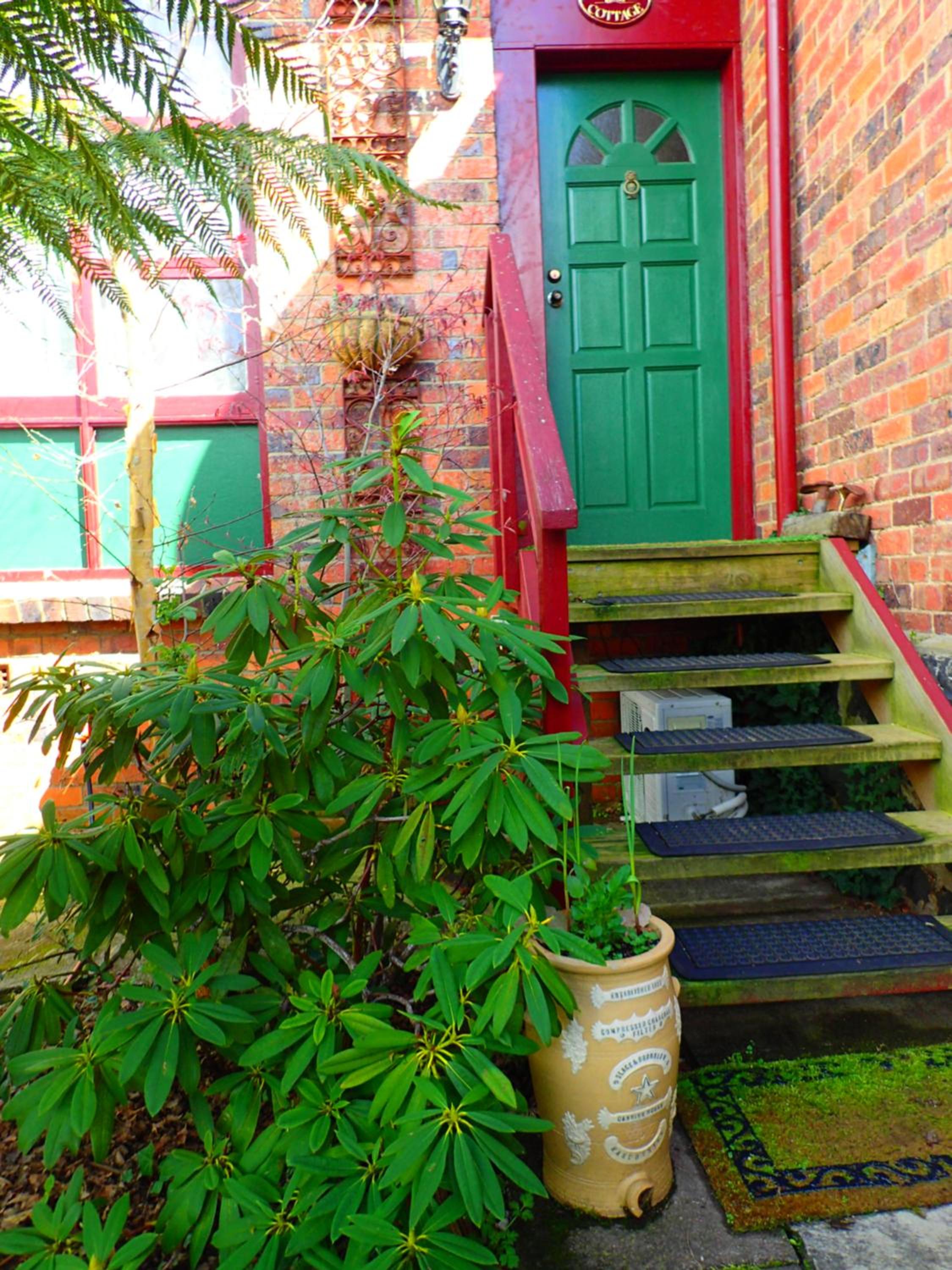Blakes Manor Self Contained Heritage Accommodation