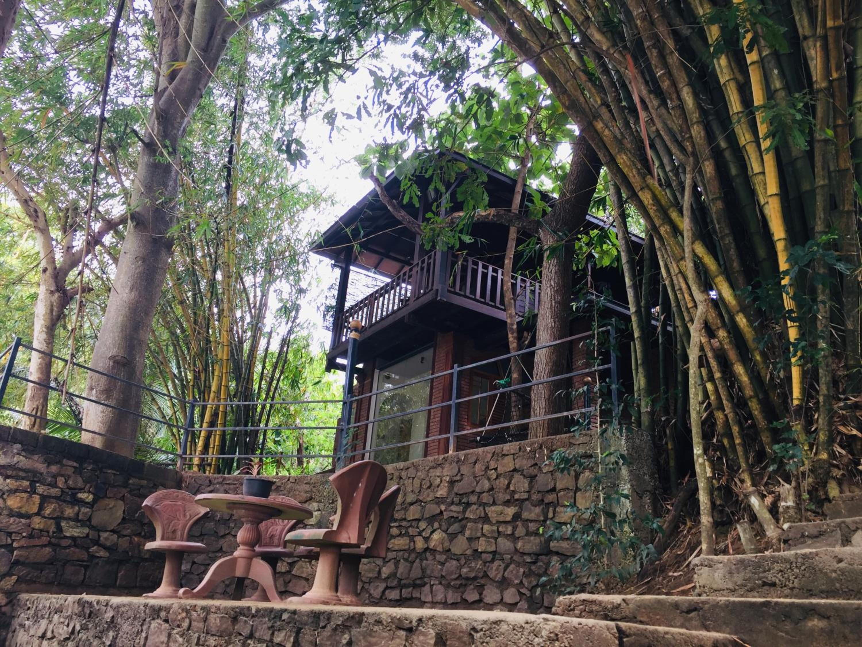 Yala River Face Inn