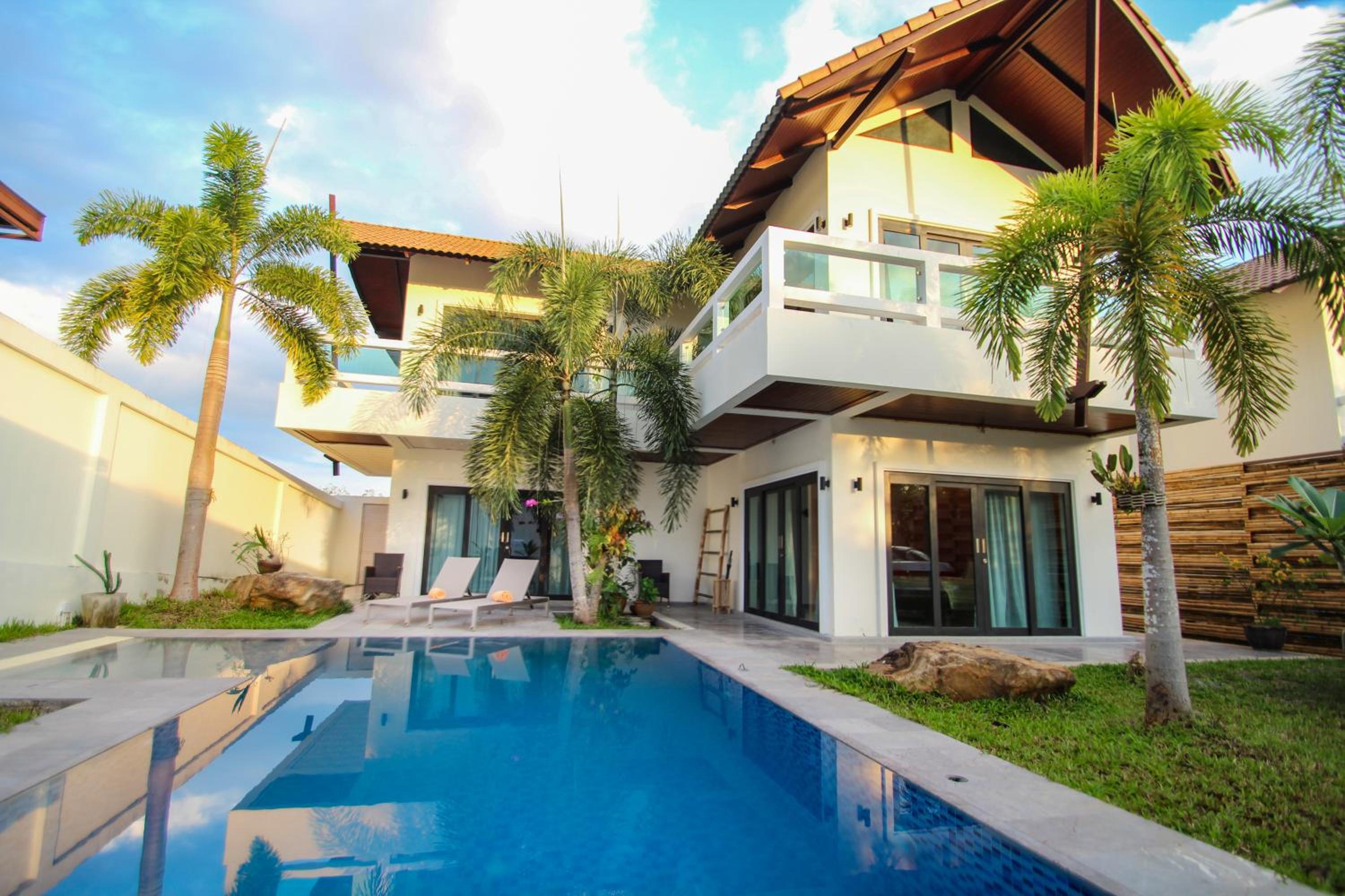 Hotel Resona Pool Villa by Aonanta Group - Image 1