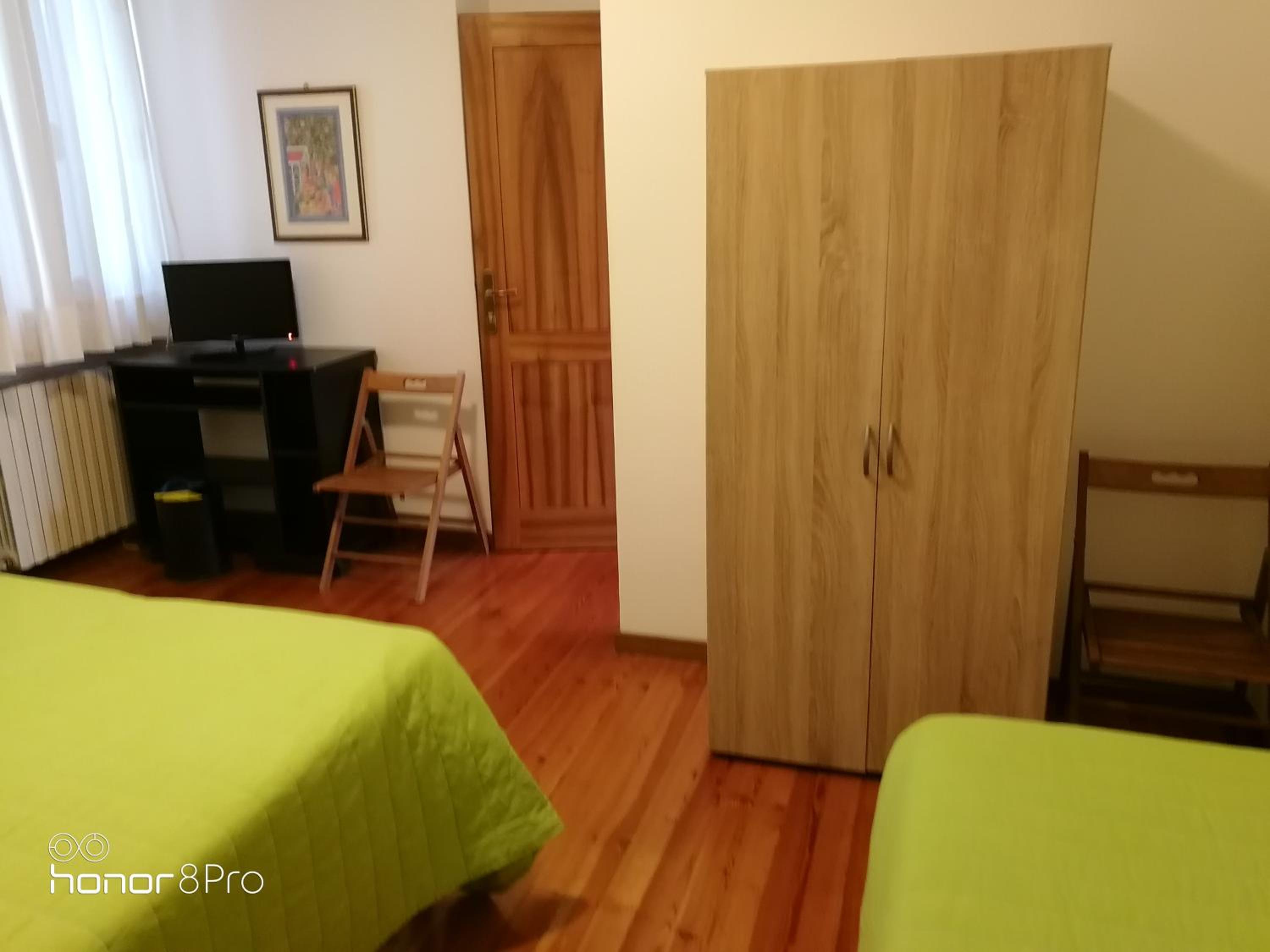 Photo 32
