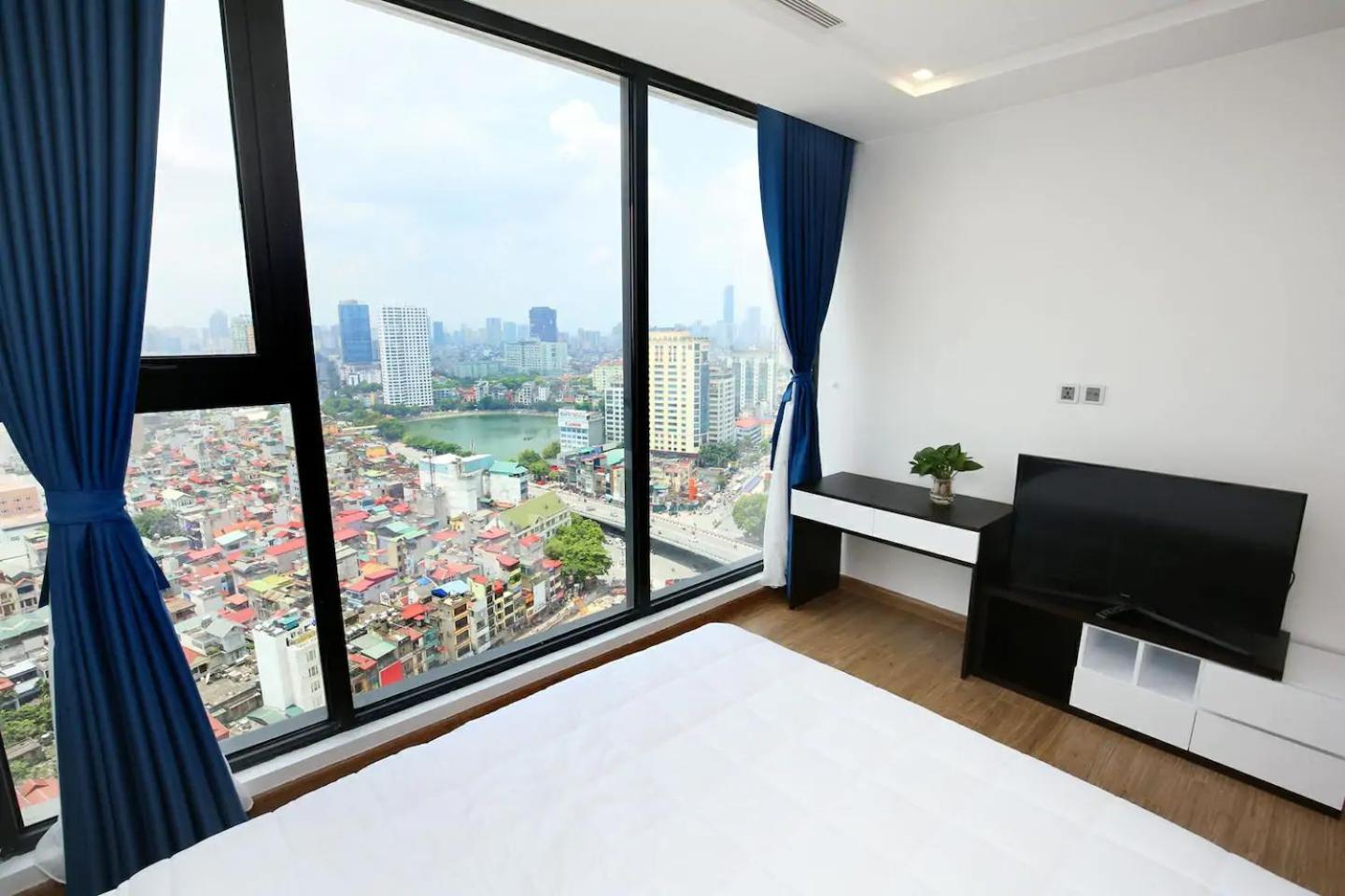 Vinhomes Metropolis by BAY LUXURY