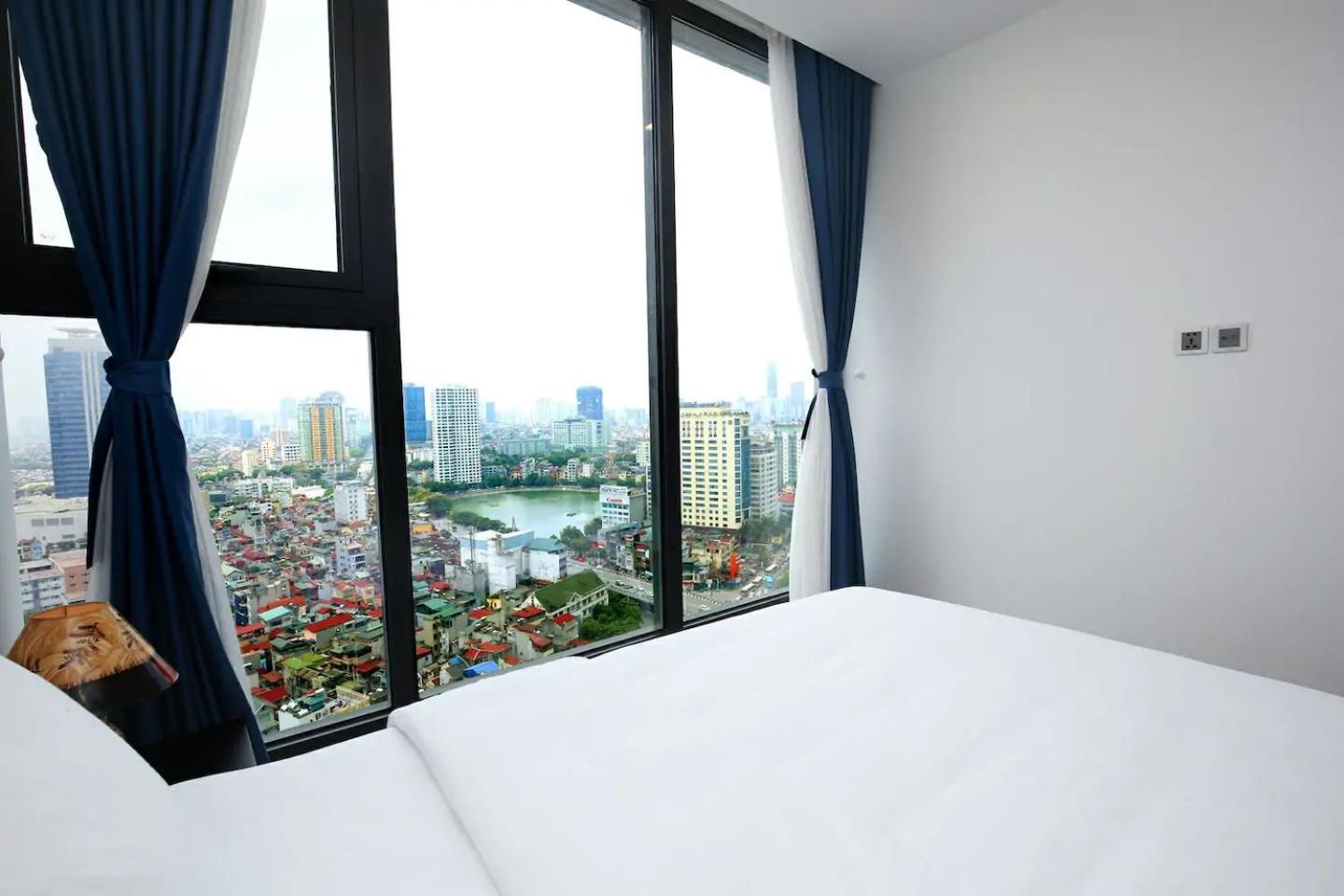 Vinhomes Metropolis by BAY LUXURY