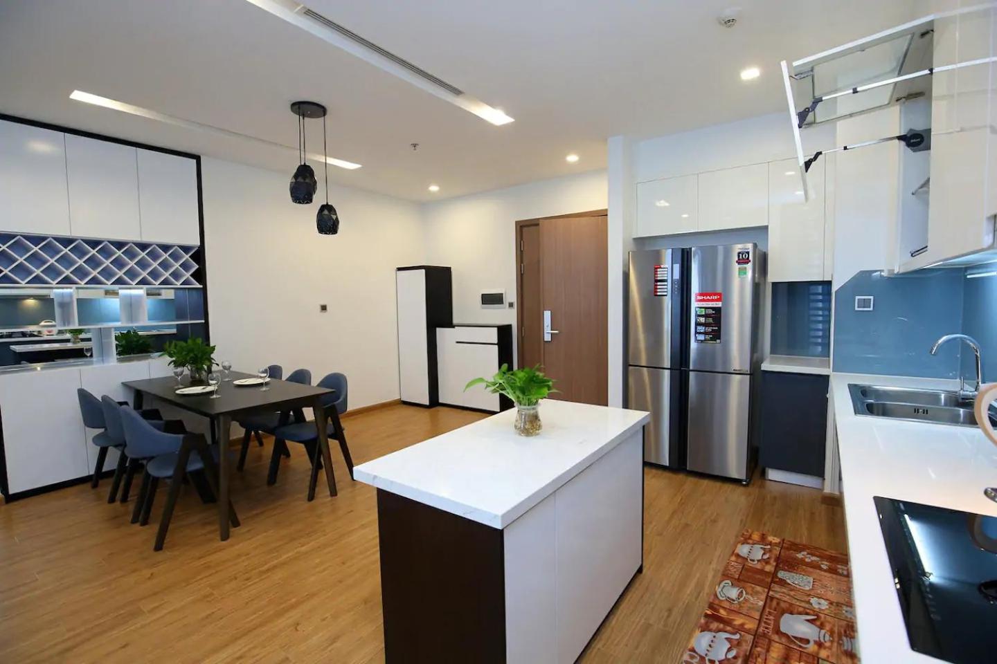 Vinhomes Metropolis by BAY LUXURY