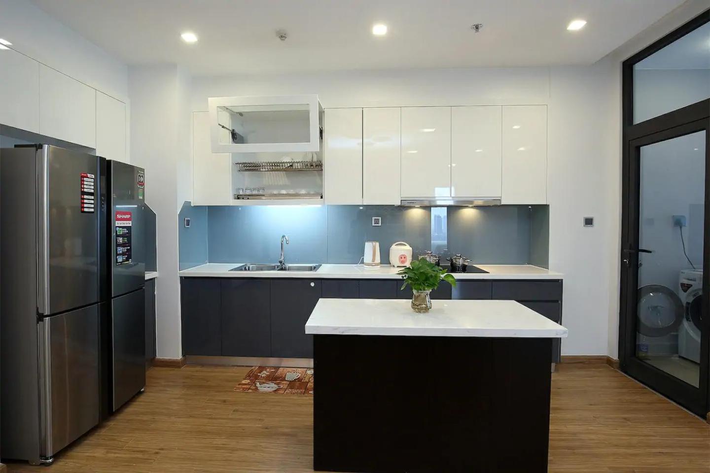 Vinhomes Metropolis by BAY LUXURY