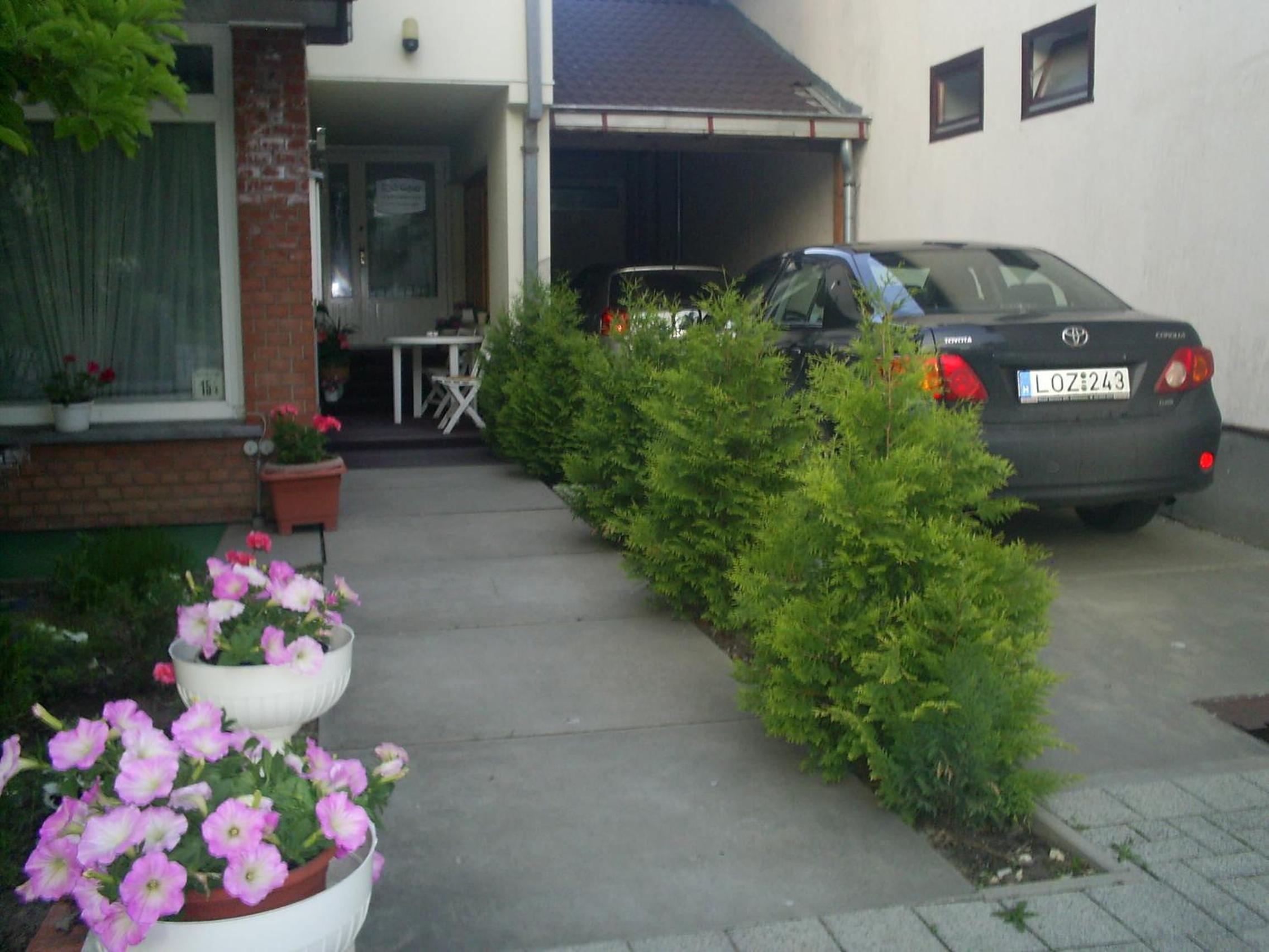 Photo 49