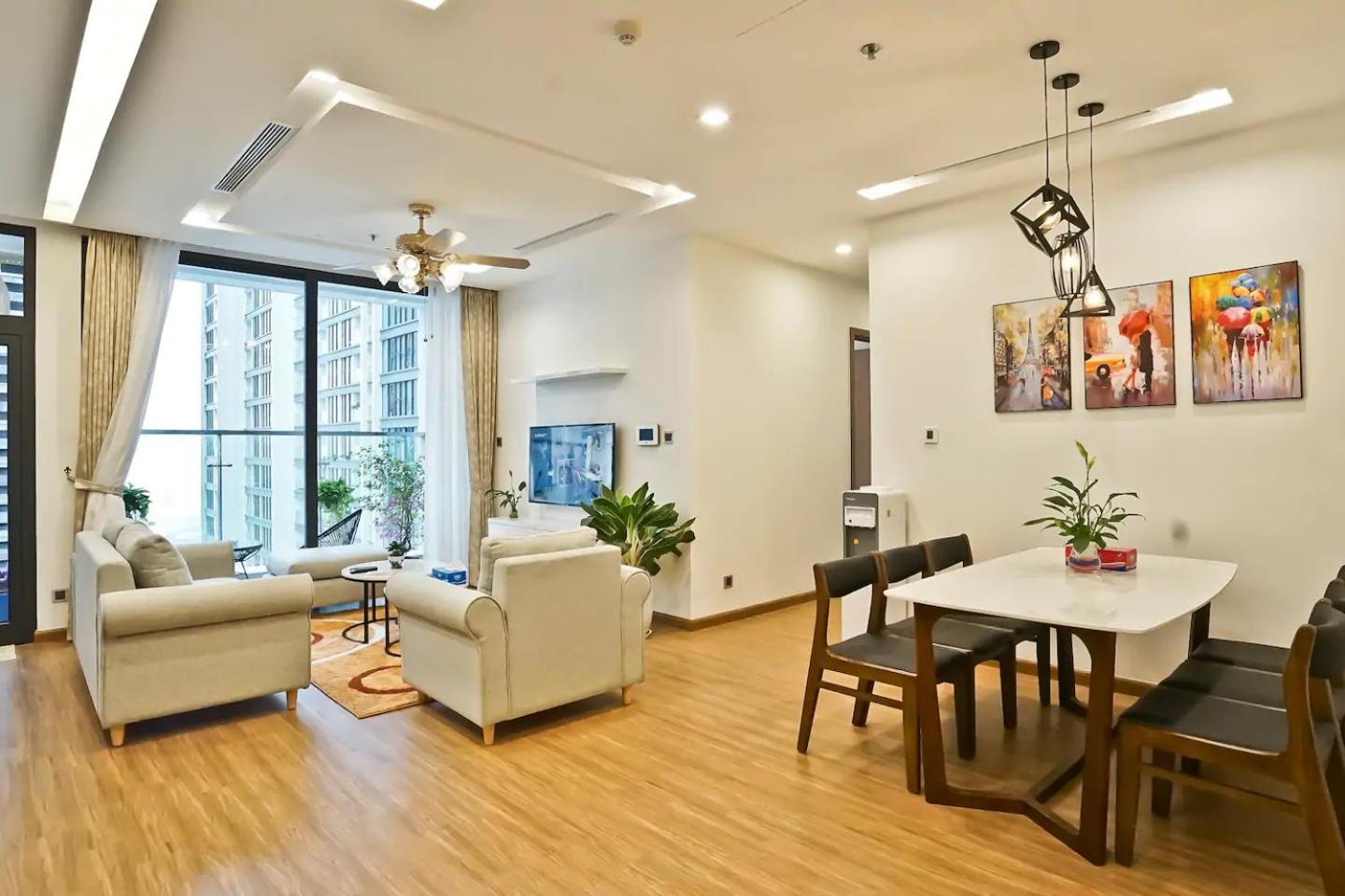 Vinhomes Metropolis by BAY LUXURY