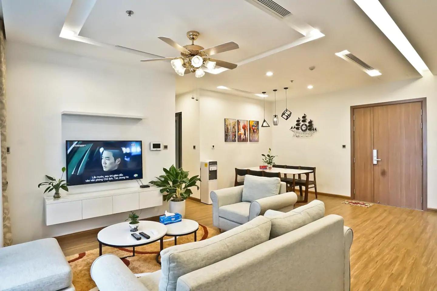 Vinhomes Metropolis by BAY LUXURY