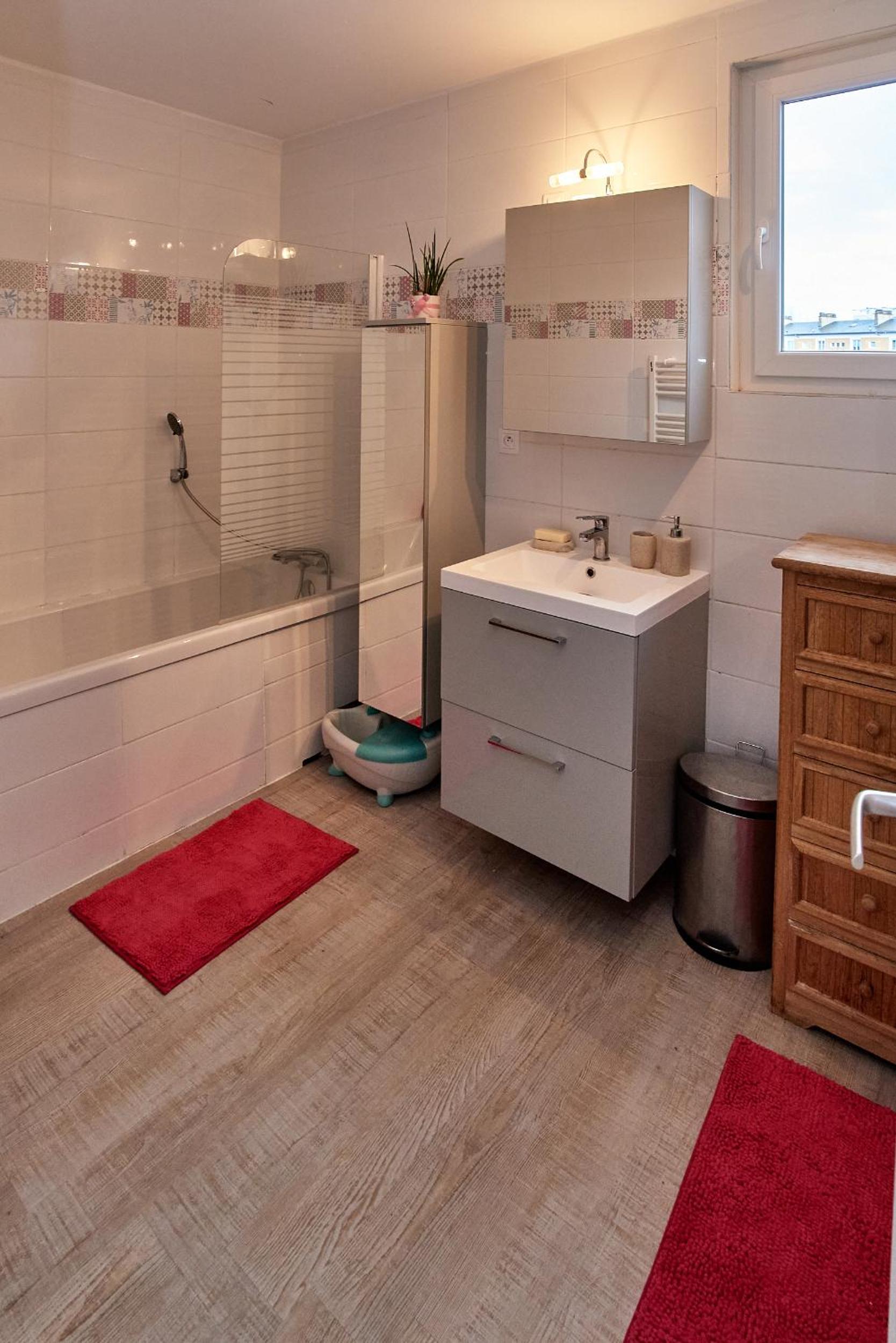 Chambres à louer cuisine salle de bain commune