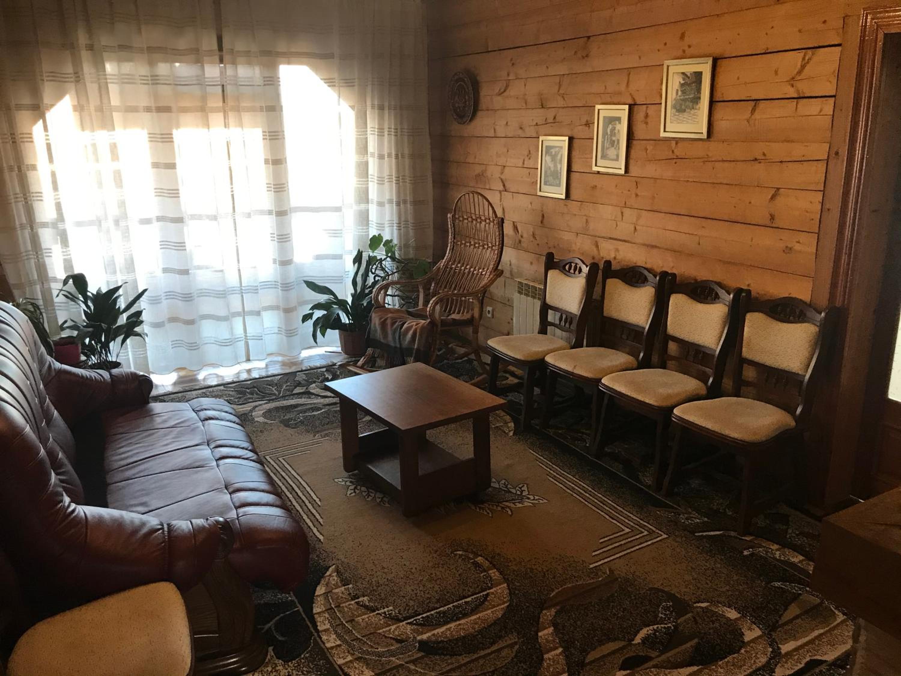 Садиба Червона калина Private estate Chervona Kalyna