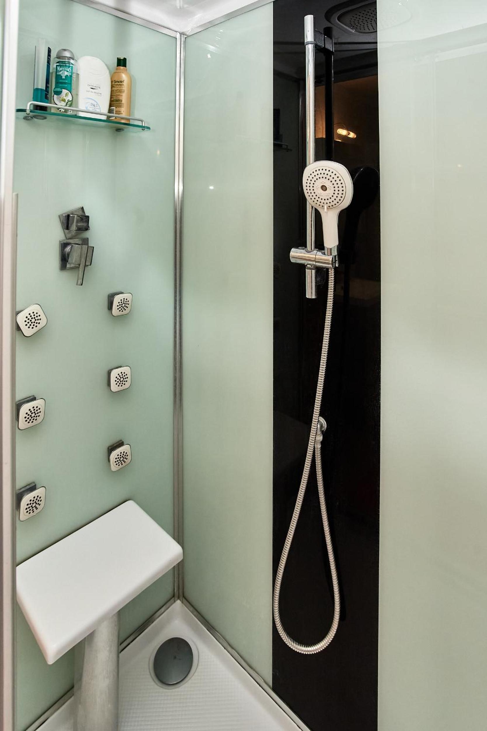 Chambres à louer cuisine salle de bain commune