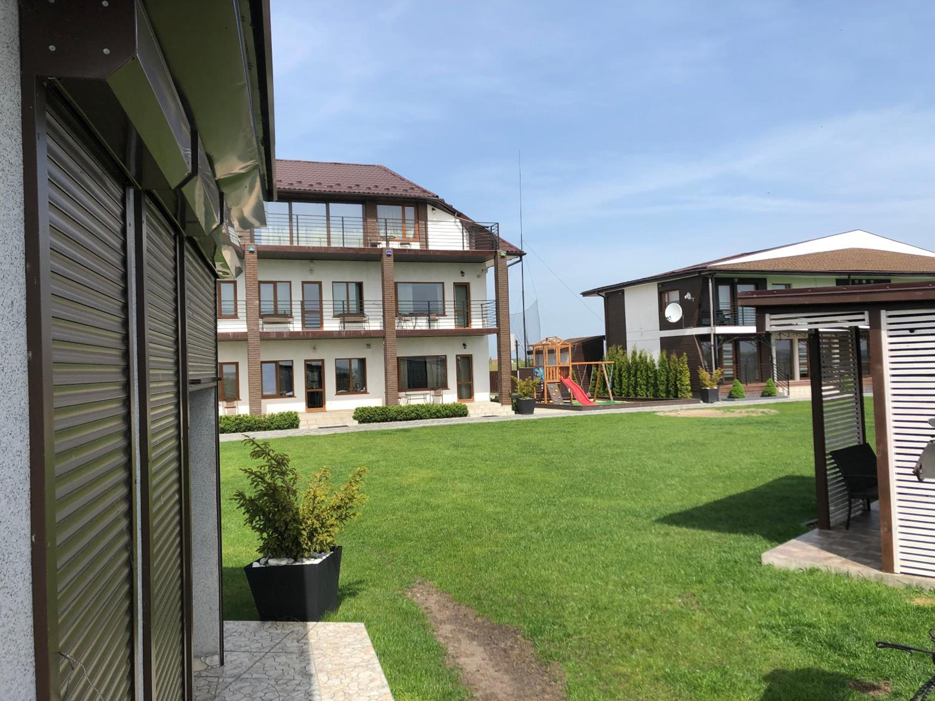 Lago Casa view 2