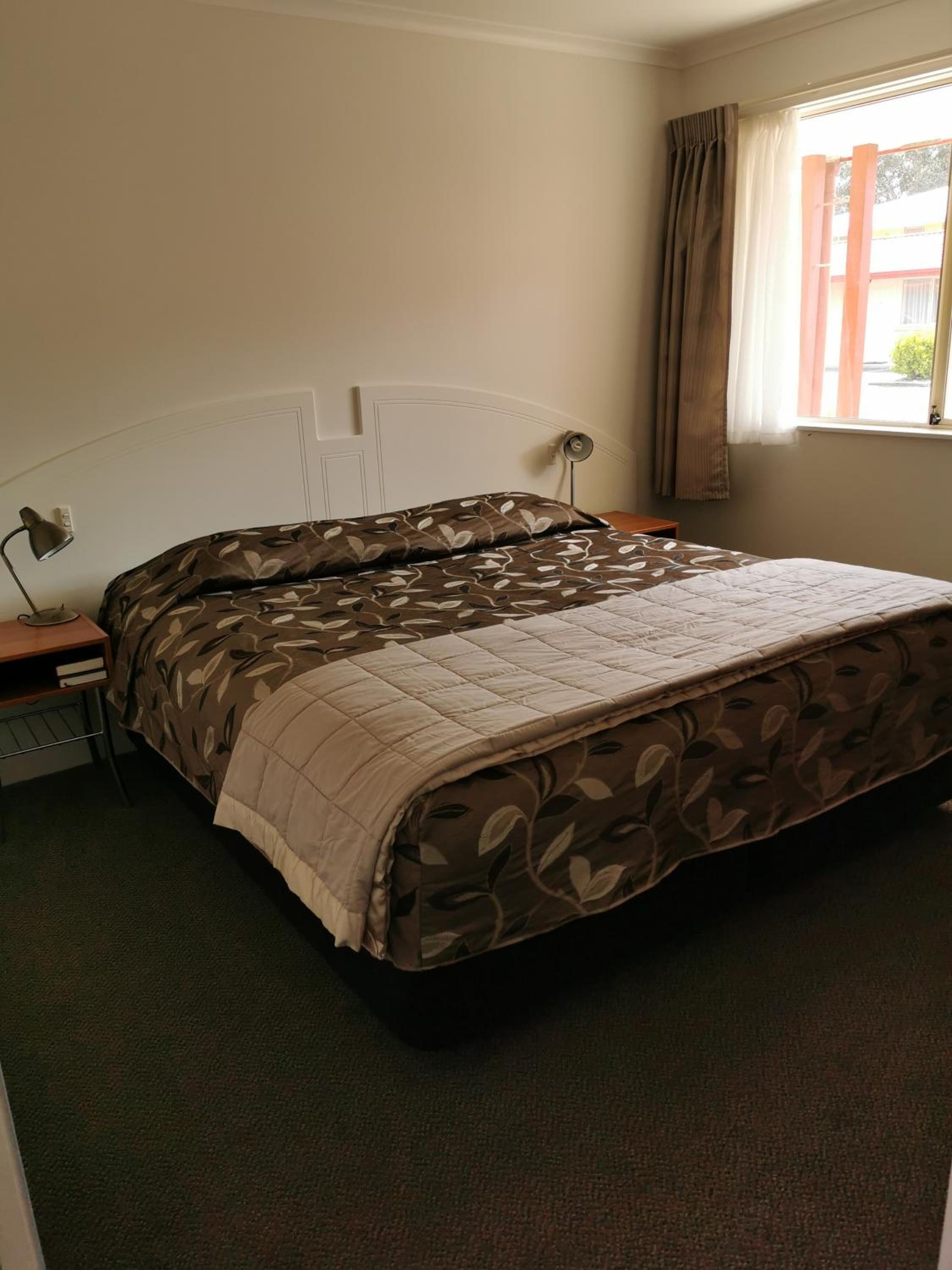 Bks Egmont Motor Lodge
