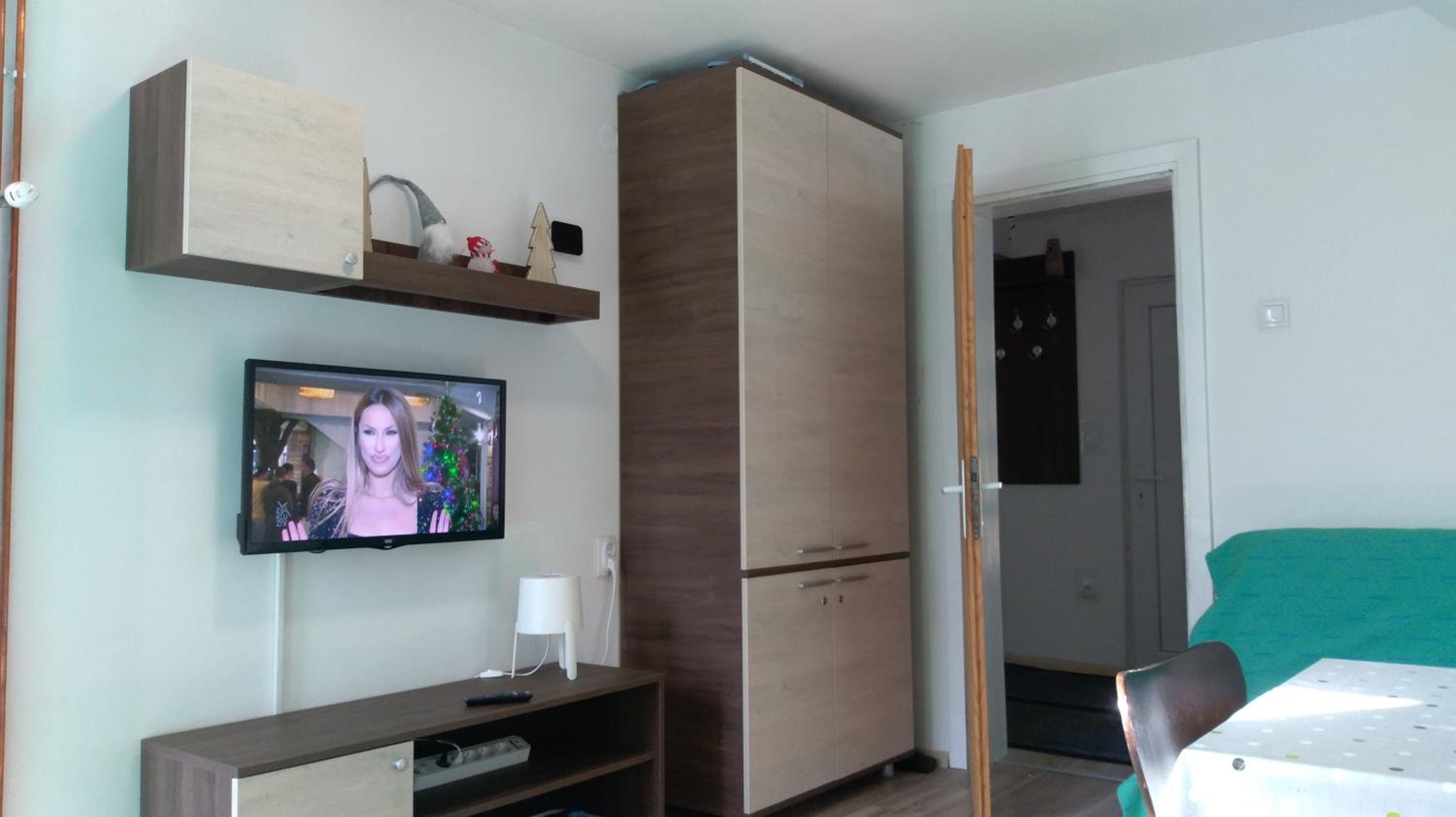 Photo 11