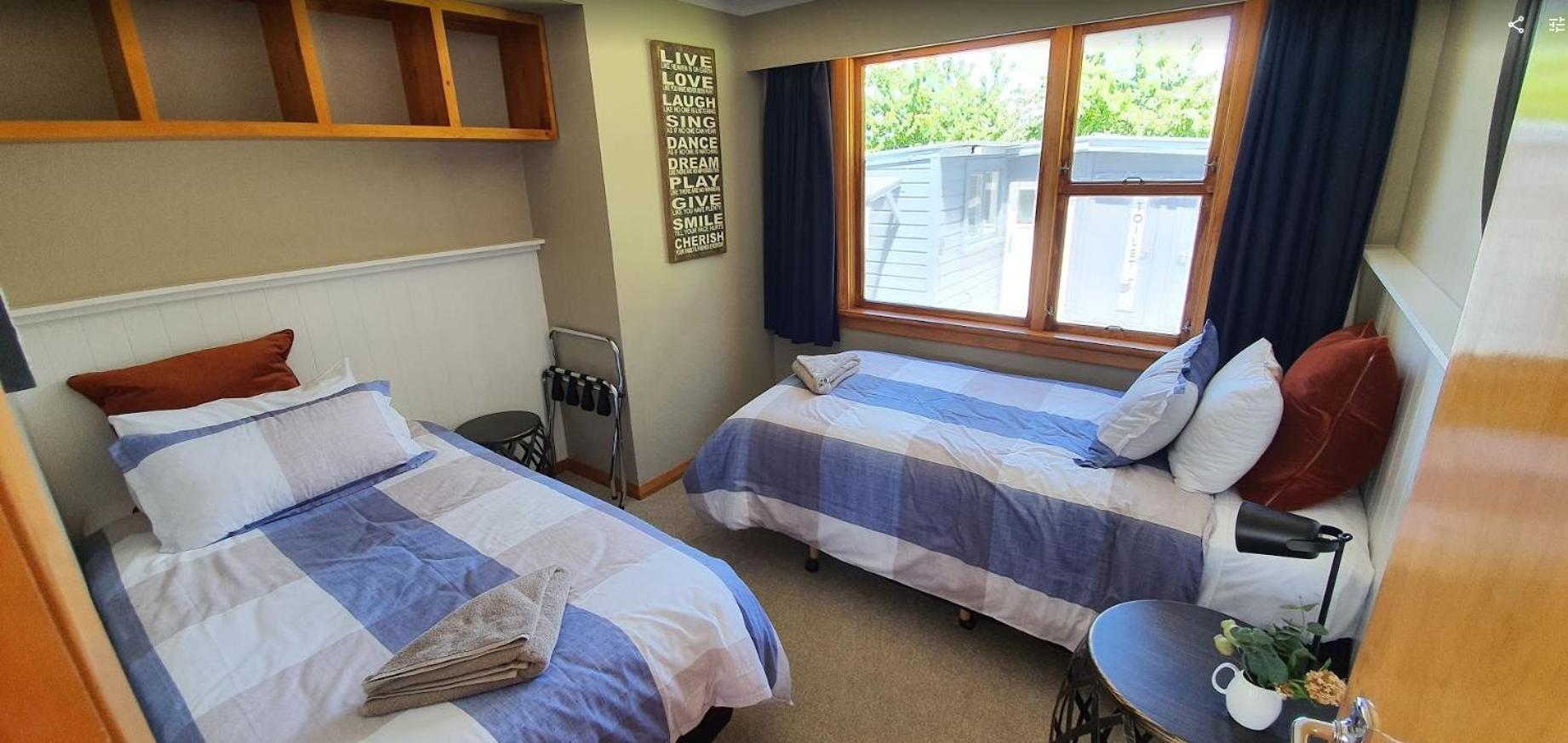 Roxburgh Clutha Gold TOP 10 Holiday Park view 2