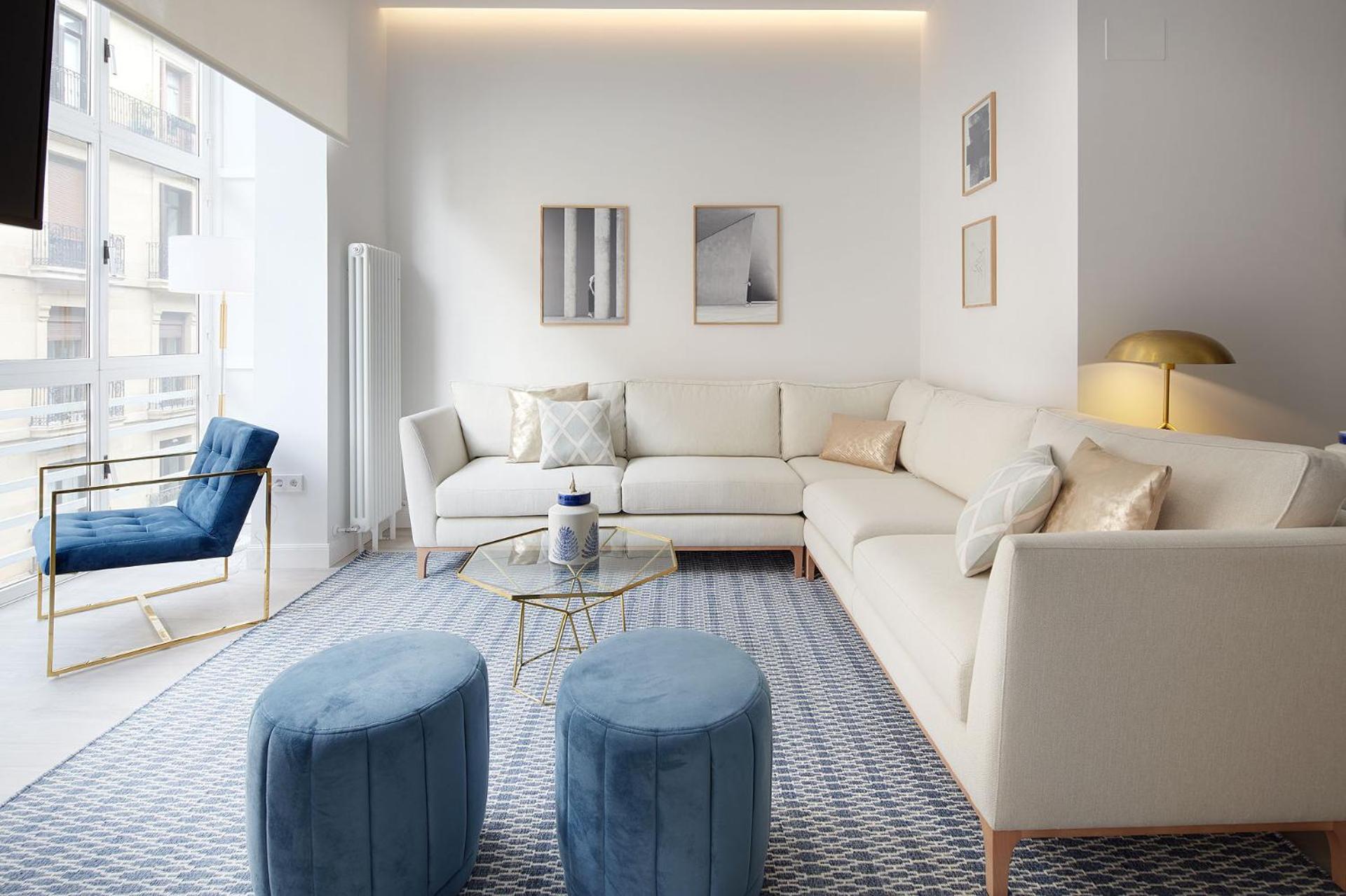 ARRASATE SUITE Stylish, Super Central and New.