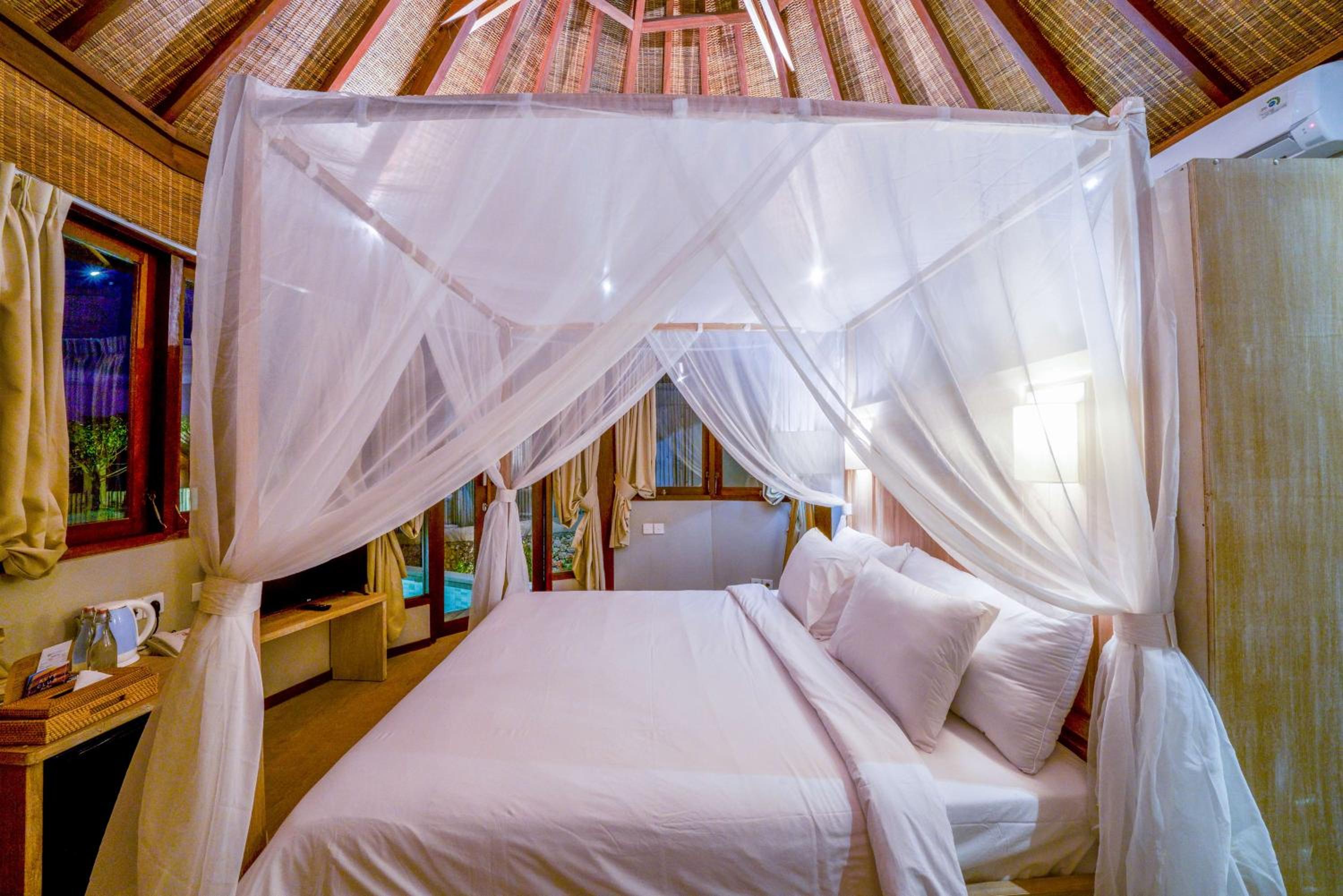 Ora Resort Avia Blue Lagoon