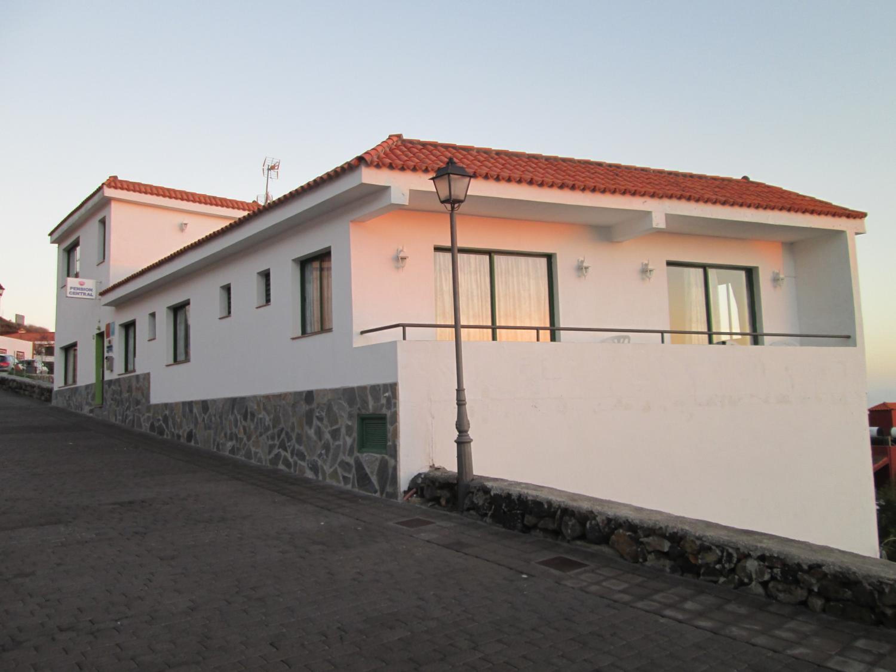 La Palma Hostel by Pension Central