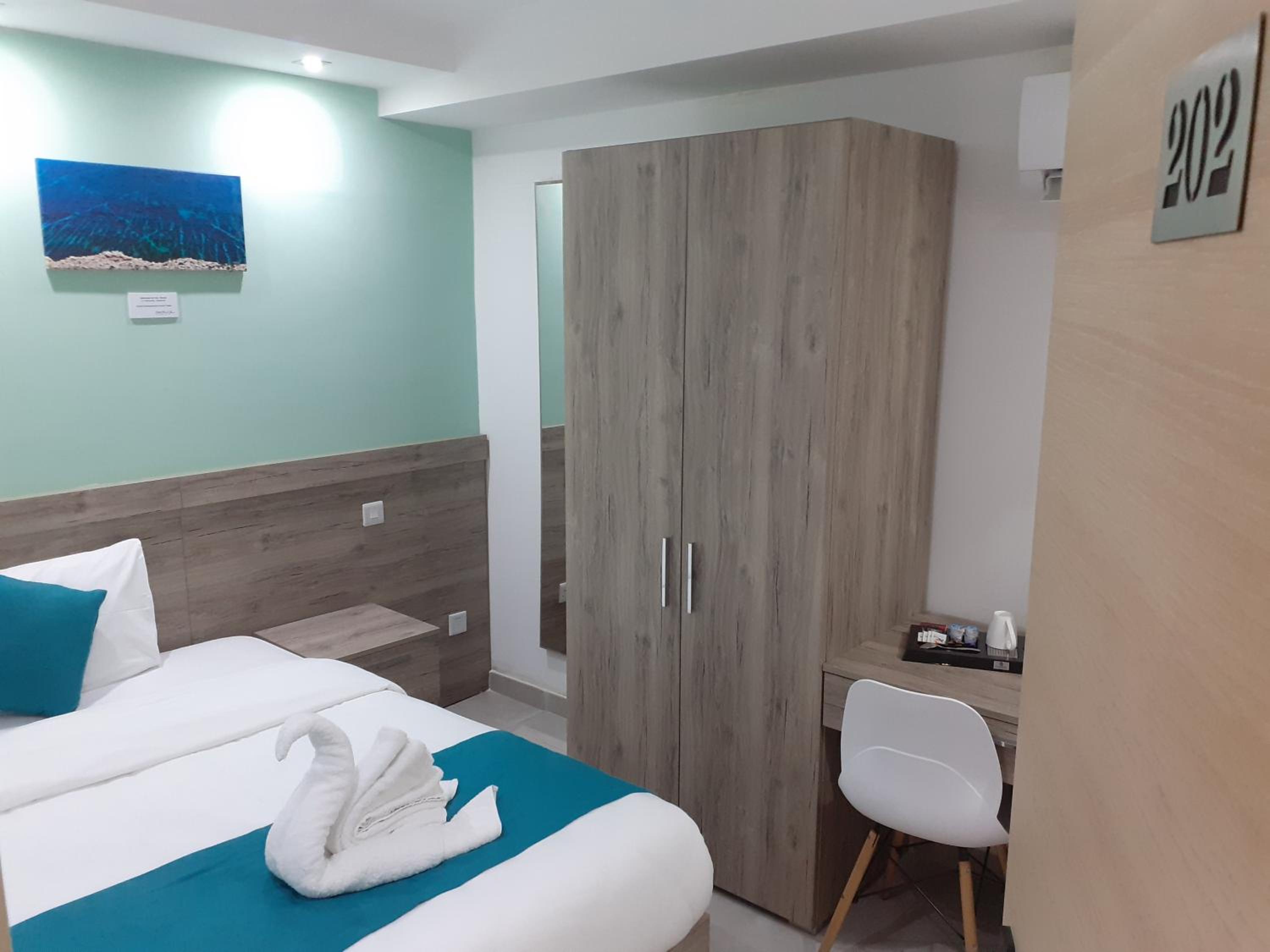 hotel room