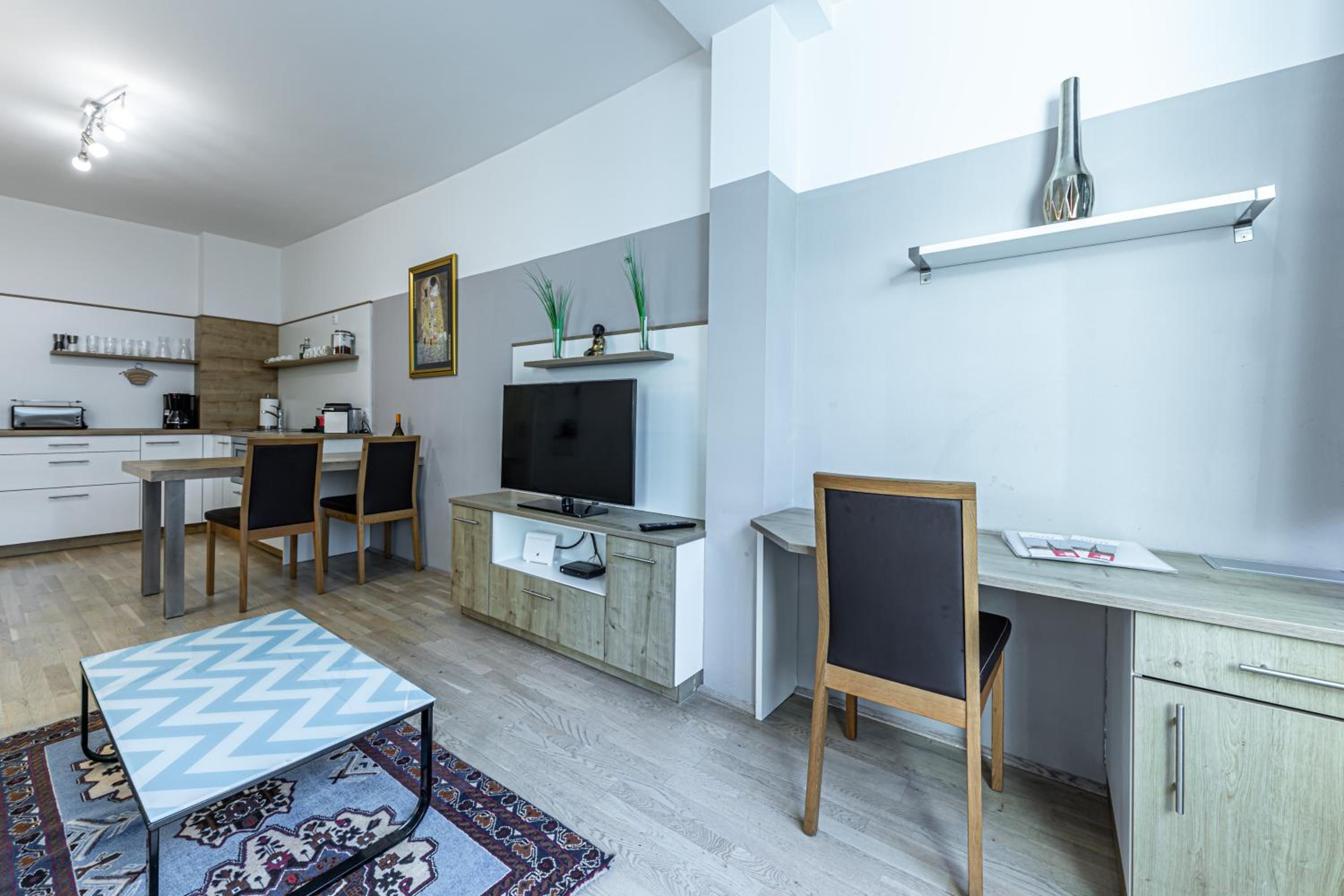 Christian Apartments Oper - contactless check in