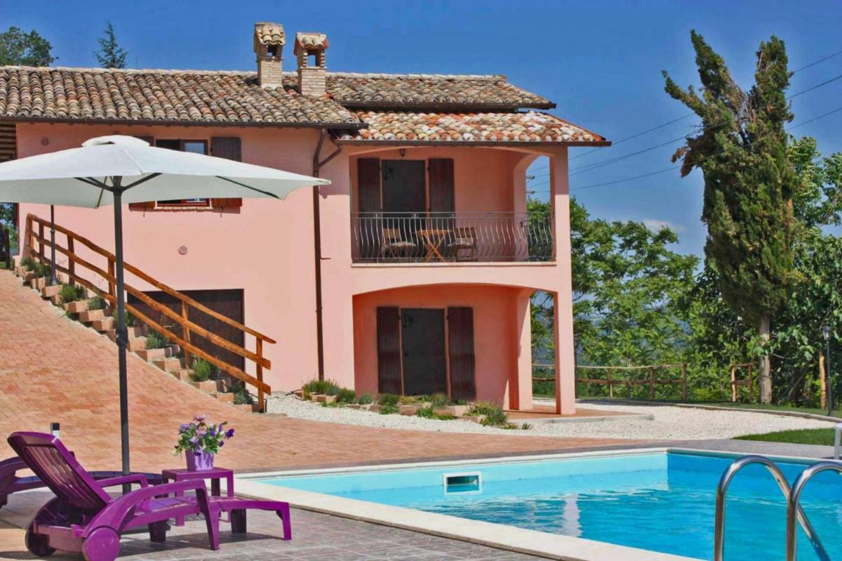 Casale La Veduta view 2