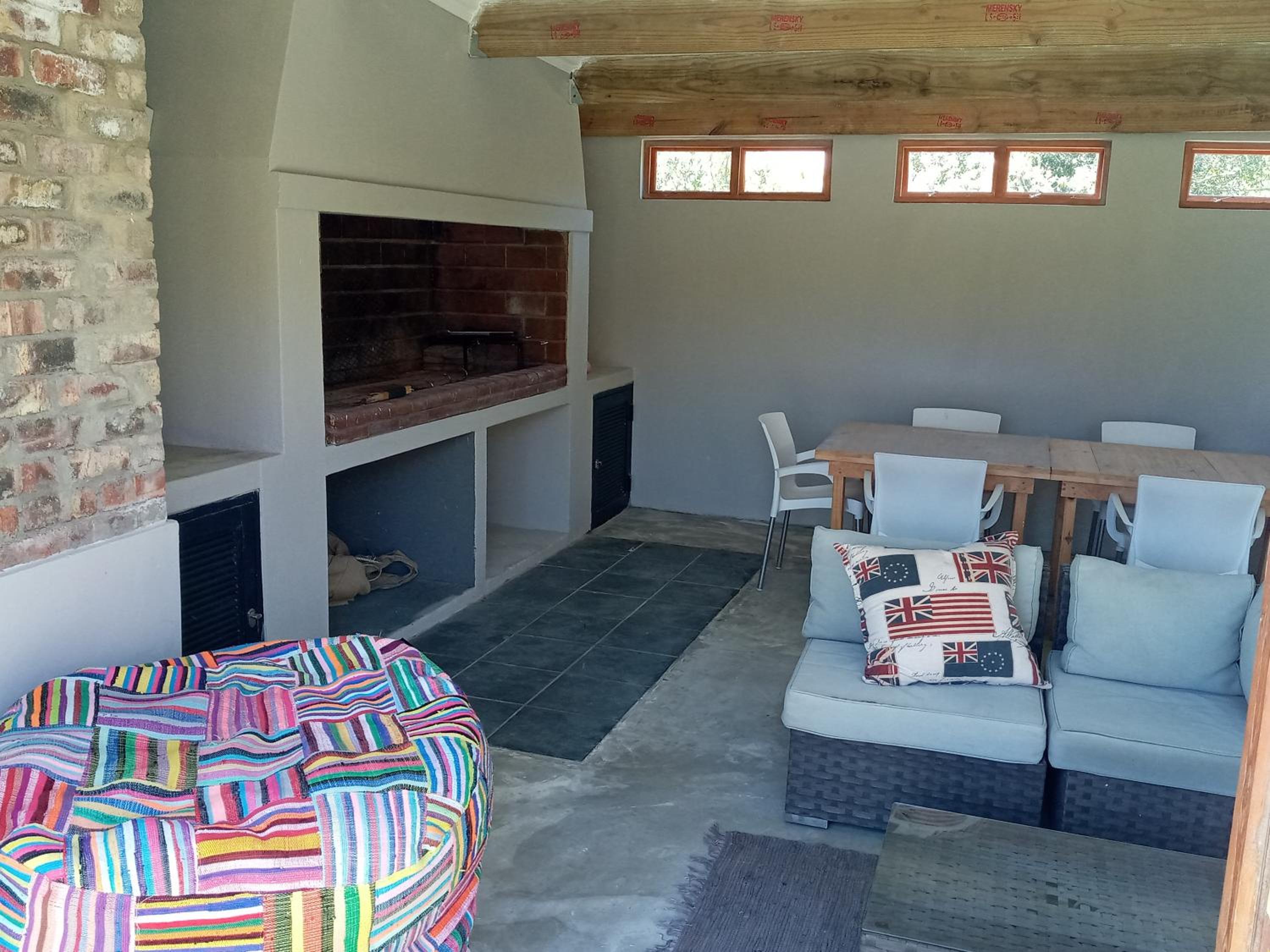 Two Fat Owls Guesthouse