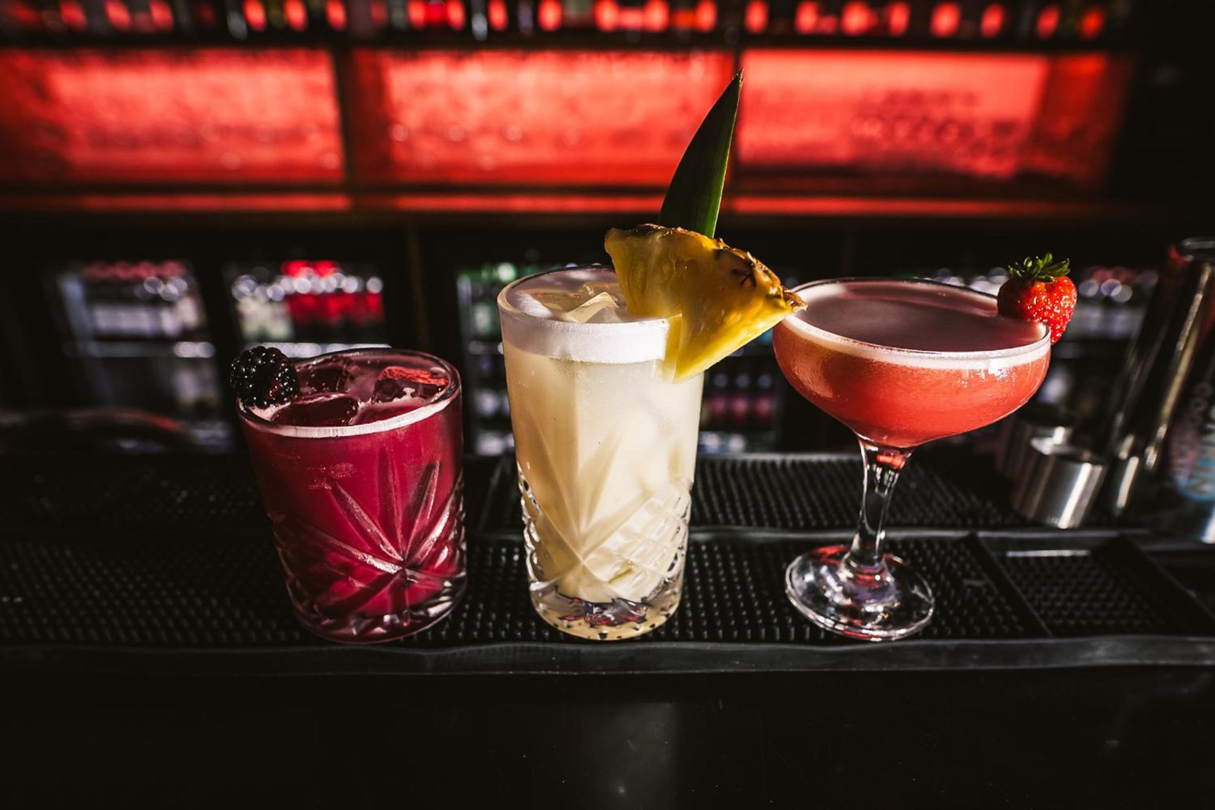bar