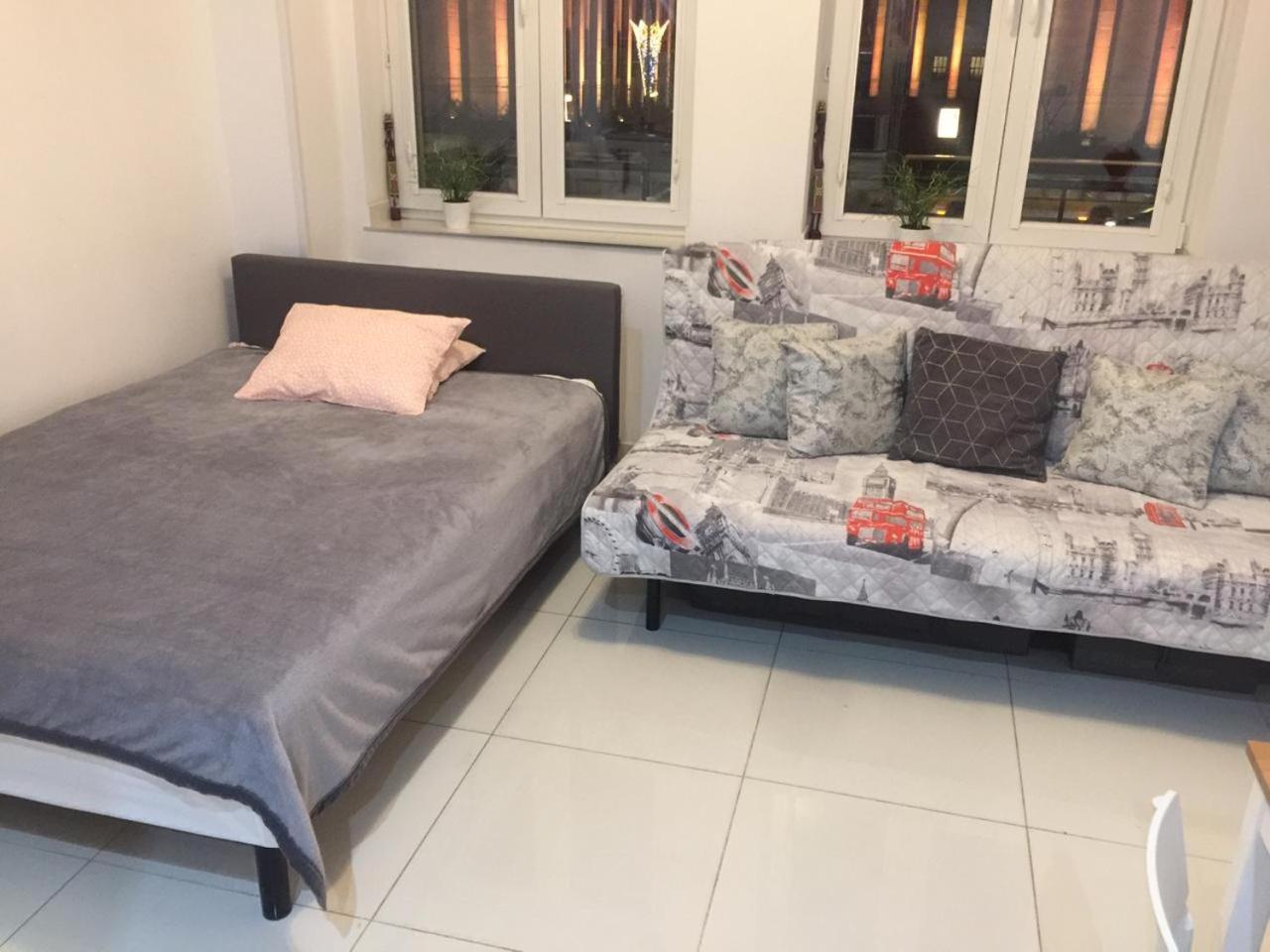 Center Warsaw- Apartamenty Smolna