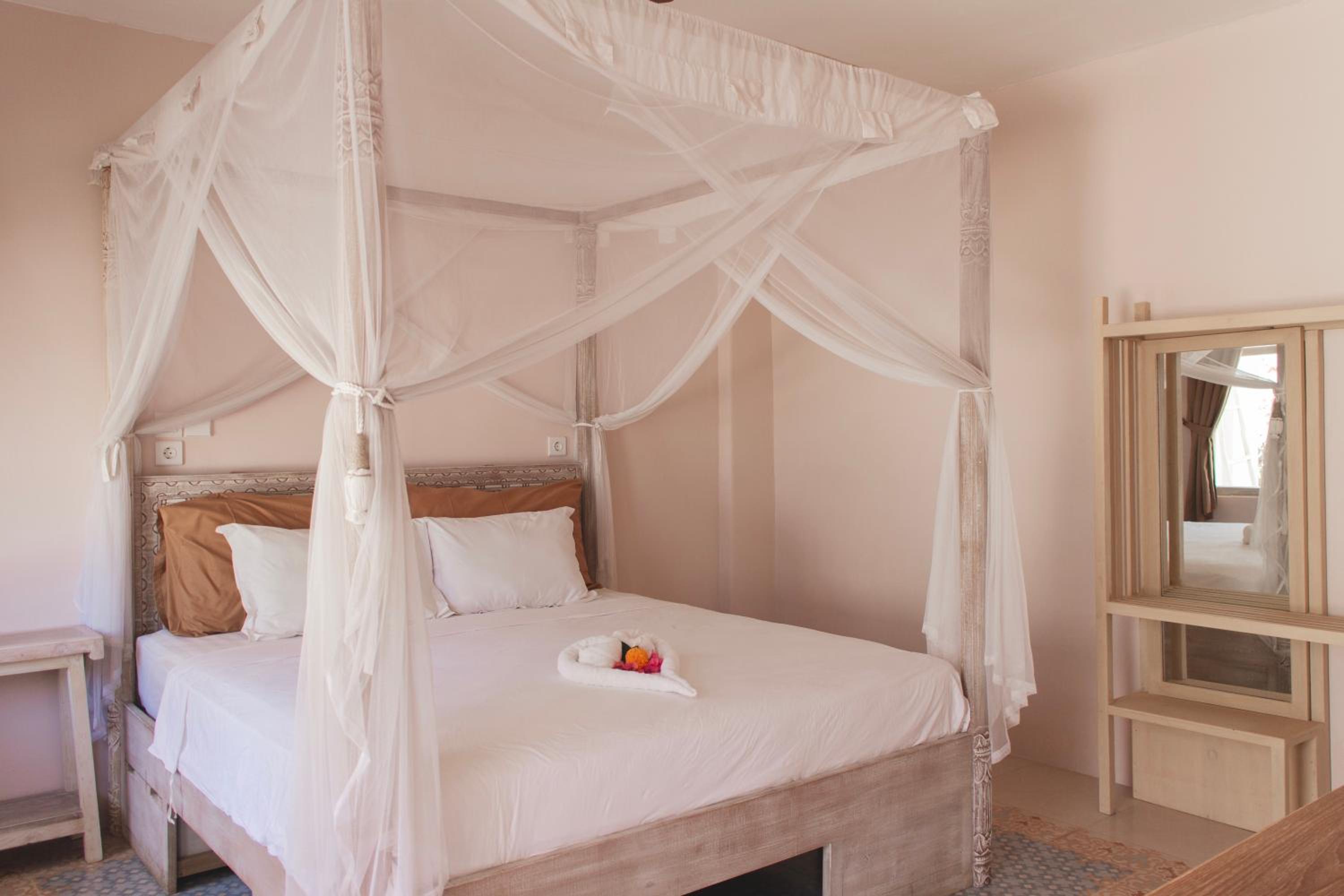 ISLA INDAH RETREAT boutique hotel view 3