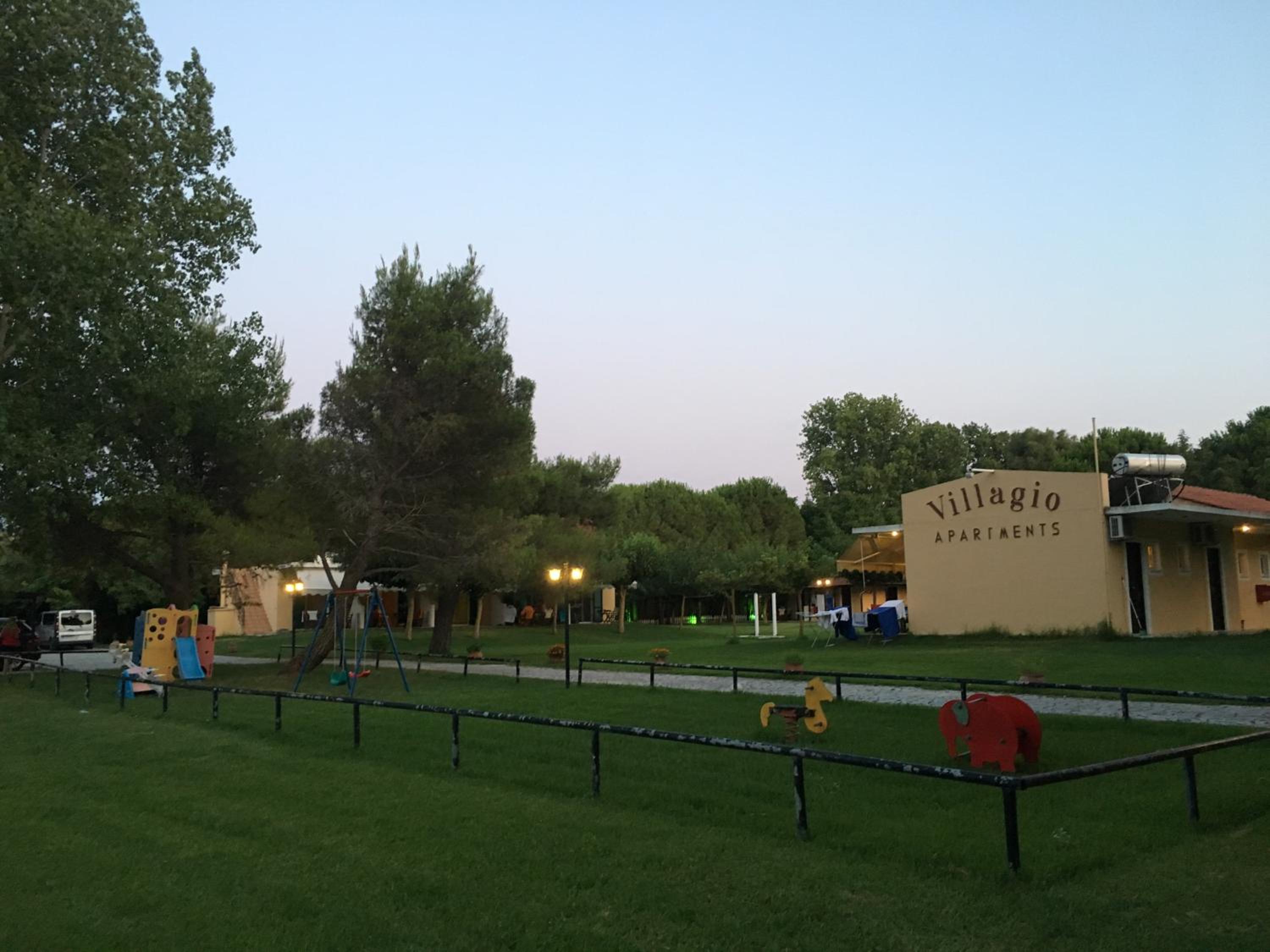 Photo 10