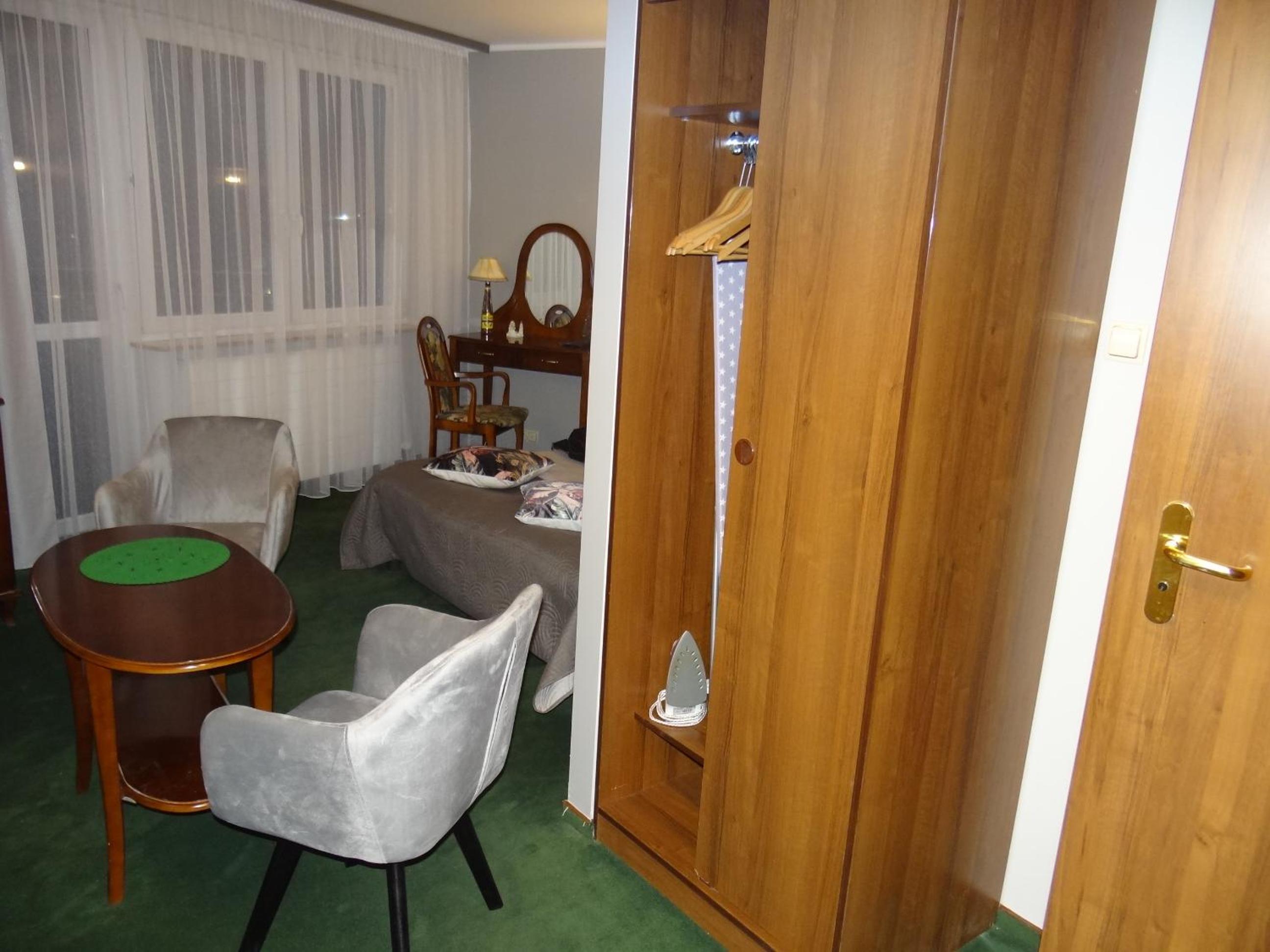 Photo 7
