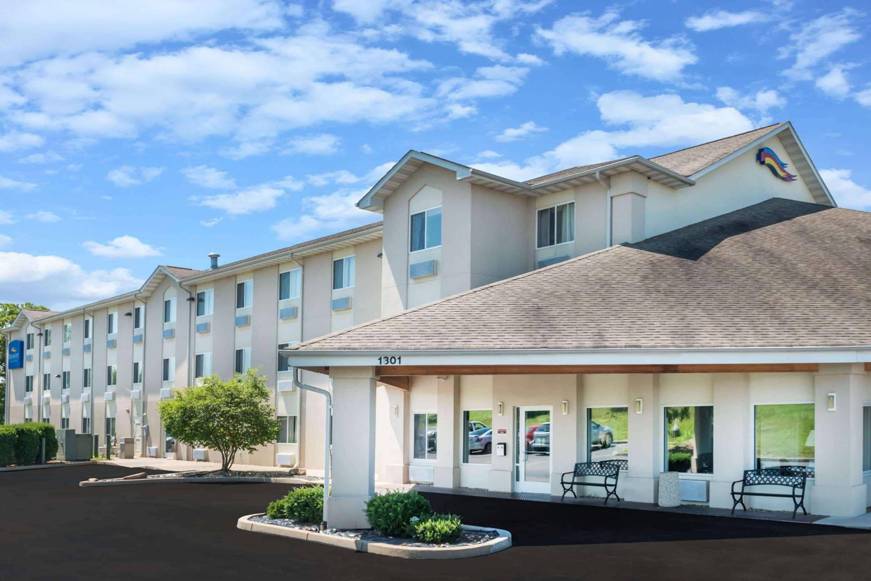St Robert Vacations - Baymont by Wyndham Rolla - Property Image 1