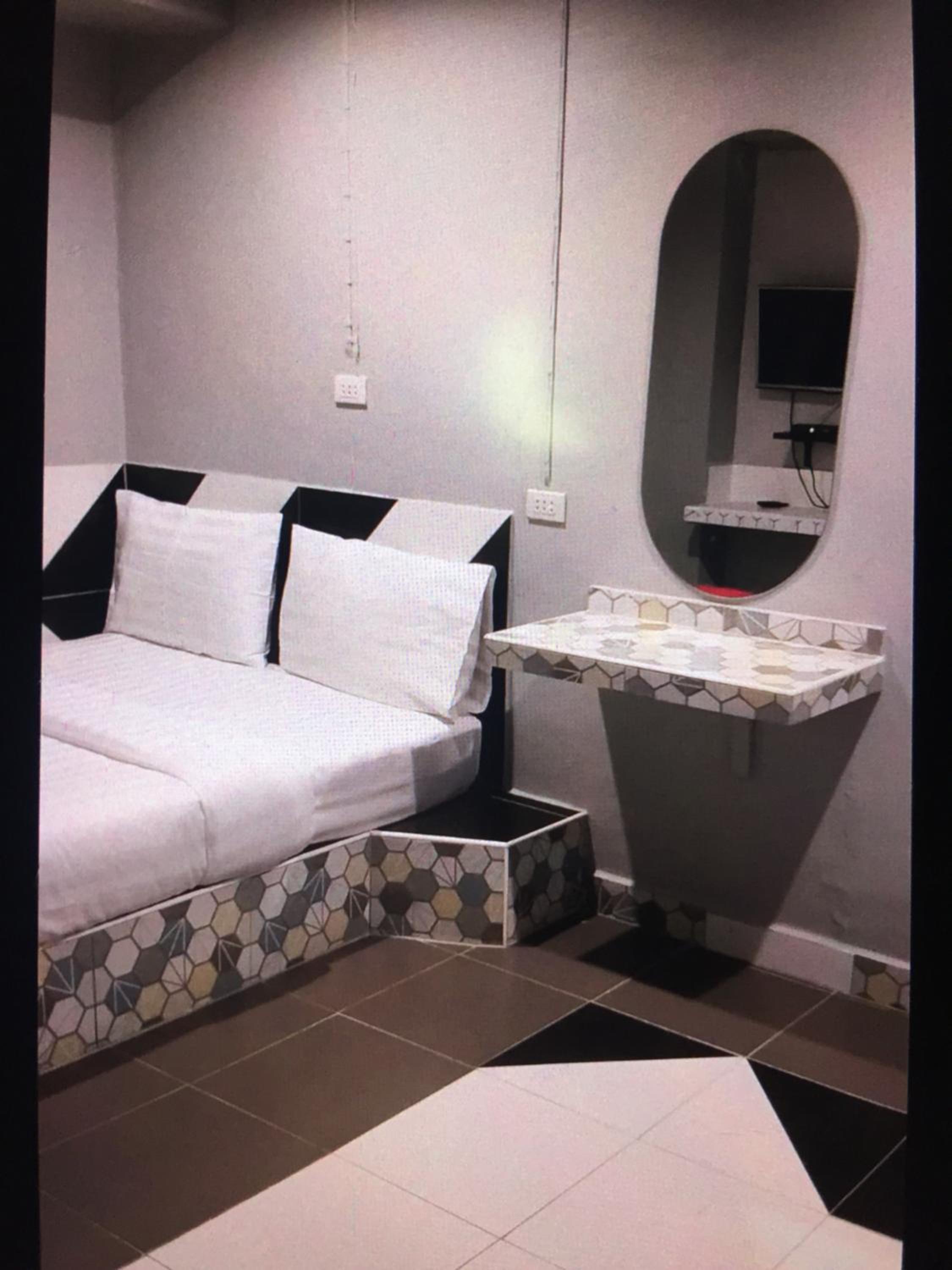 Benjamas hostels