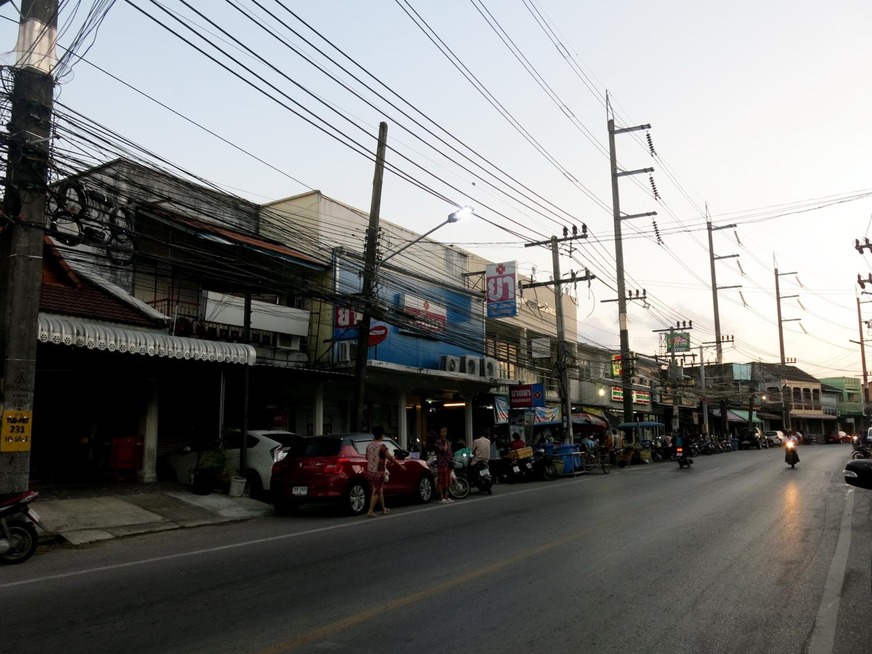 Niece Hostel Phuket - Bangtao Beach