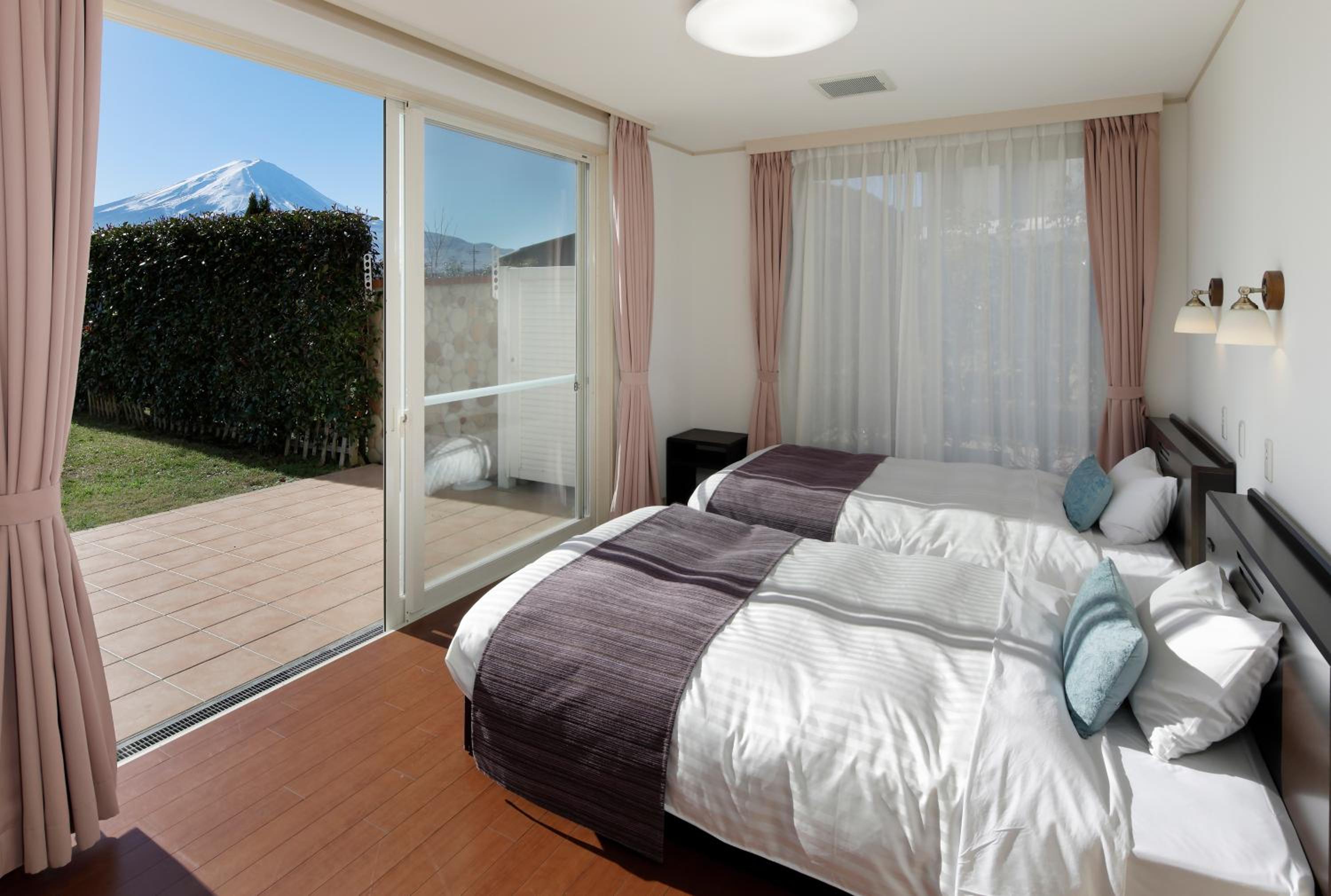 Kawaguchiko Urban Resort Villa