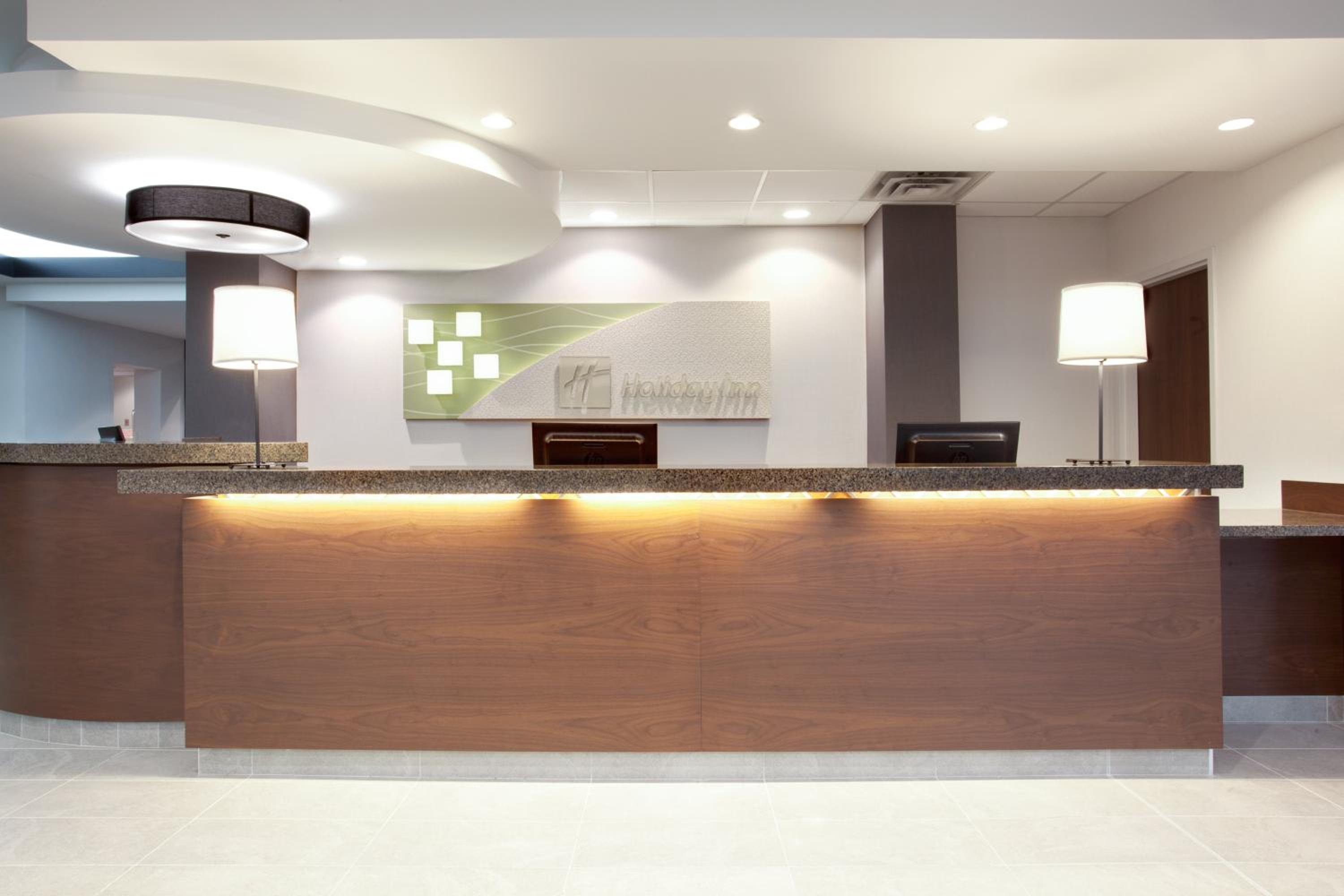 Holiday Inn Ottawa East, an IHG Hotel-3