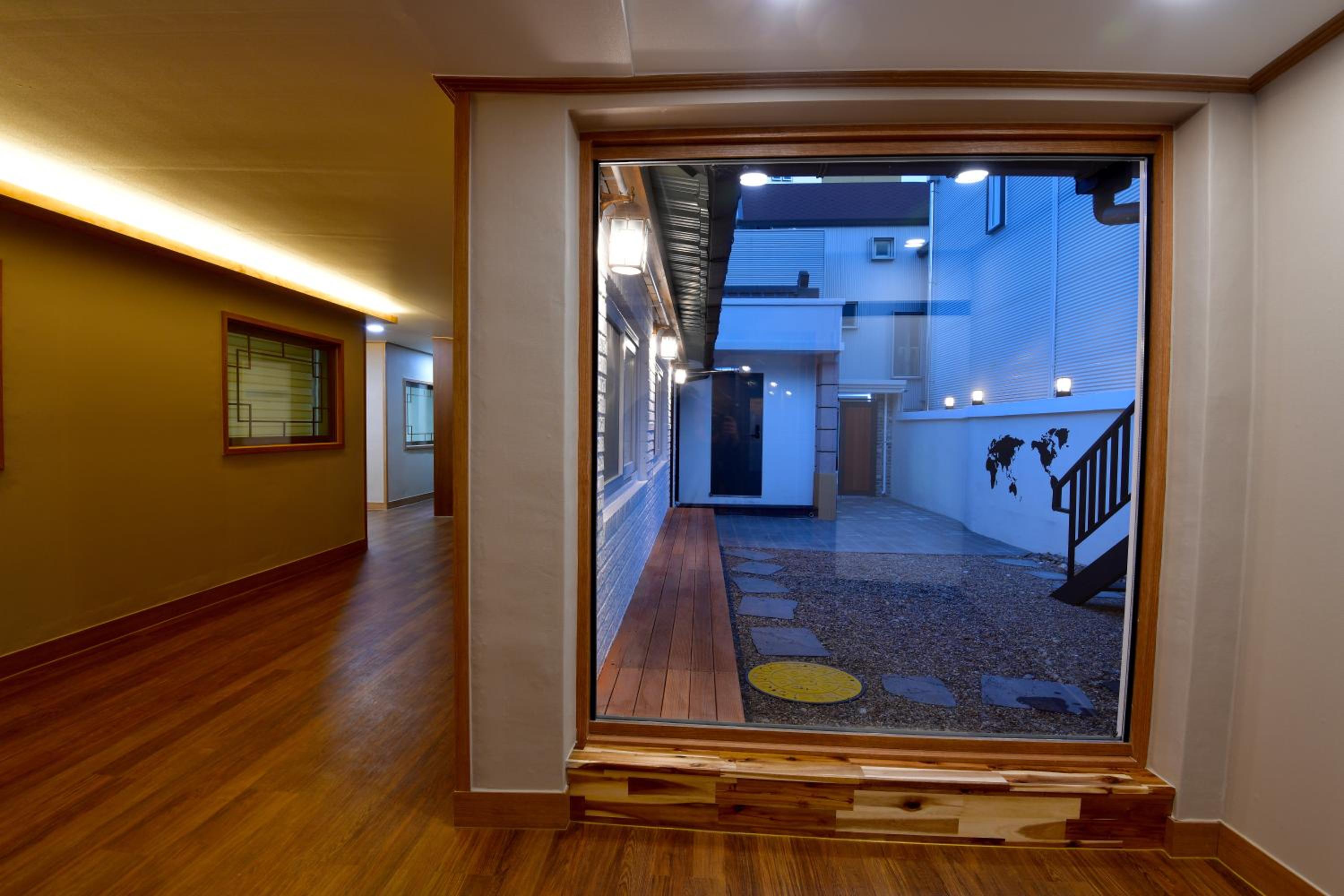 Guma Modern HanokStay