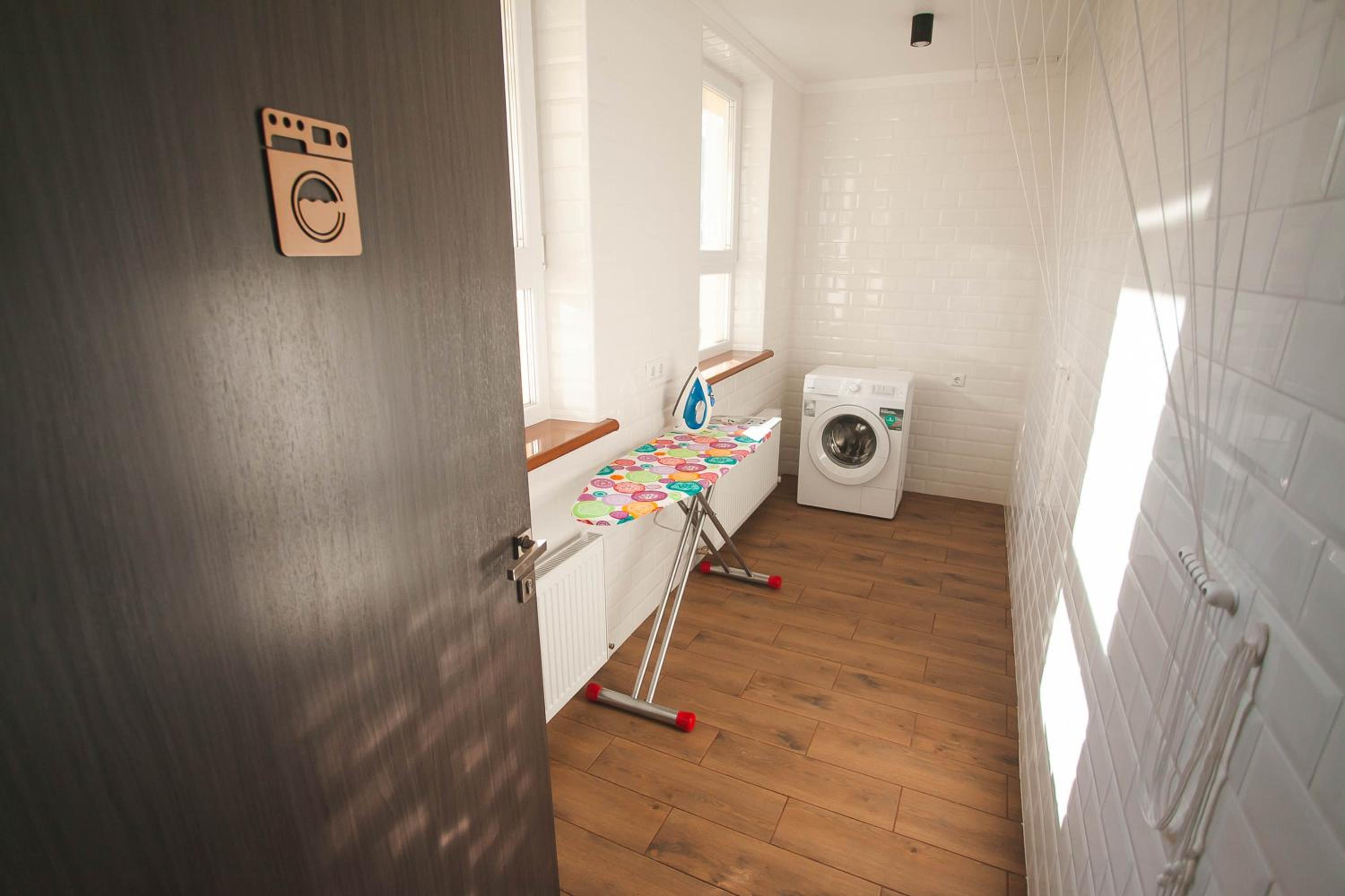 Photo 64