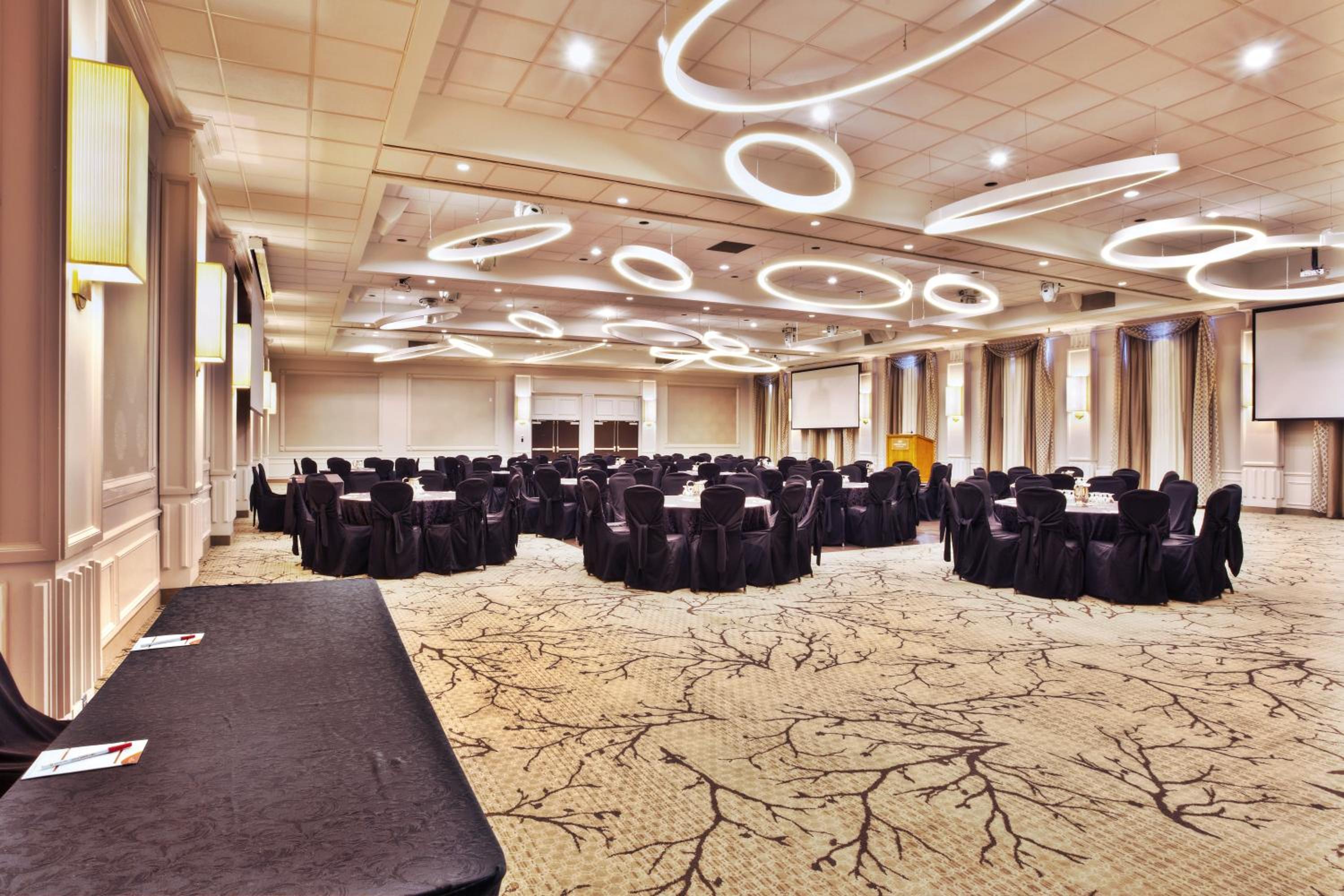 Kitchener Vacations - Crowne Plaza Kitchener-Waterloo, an IHG Hotel - Property Image 30