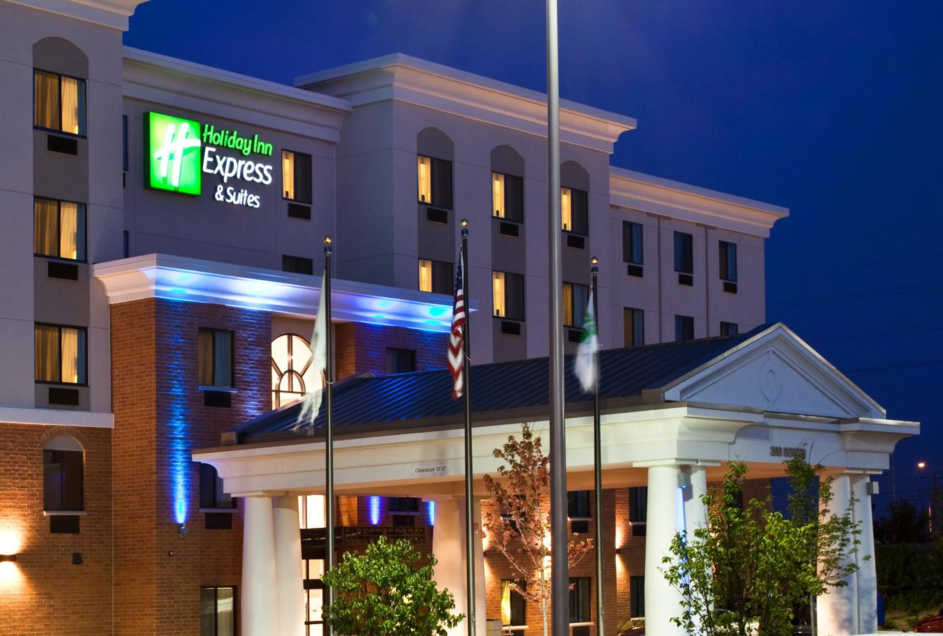 Holiday Inn Express Suites Chicago West-O'Hare Arpt Area , an IHG Hotel - Property Image 6