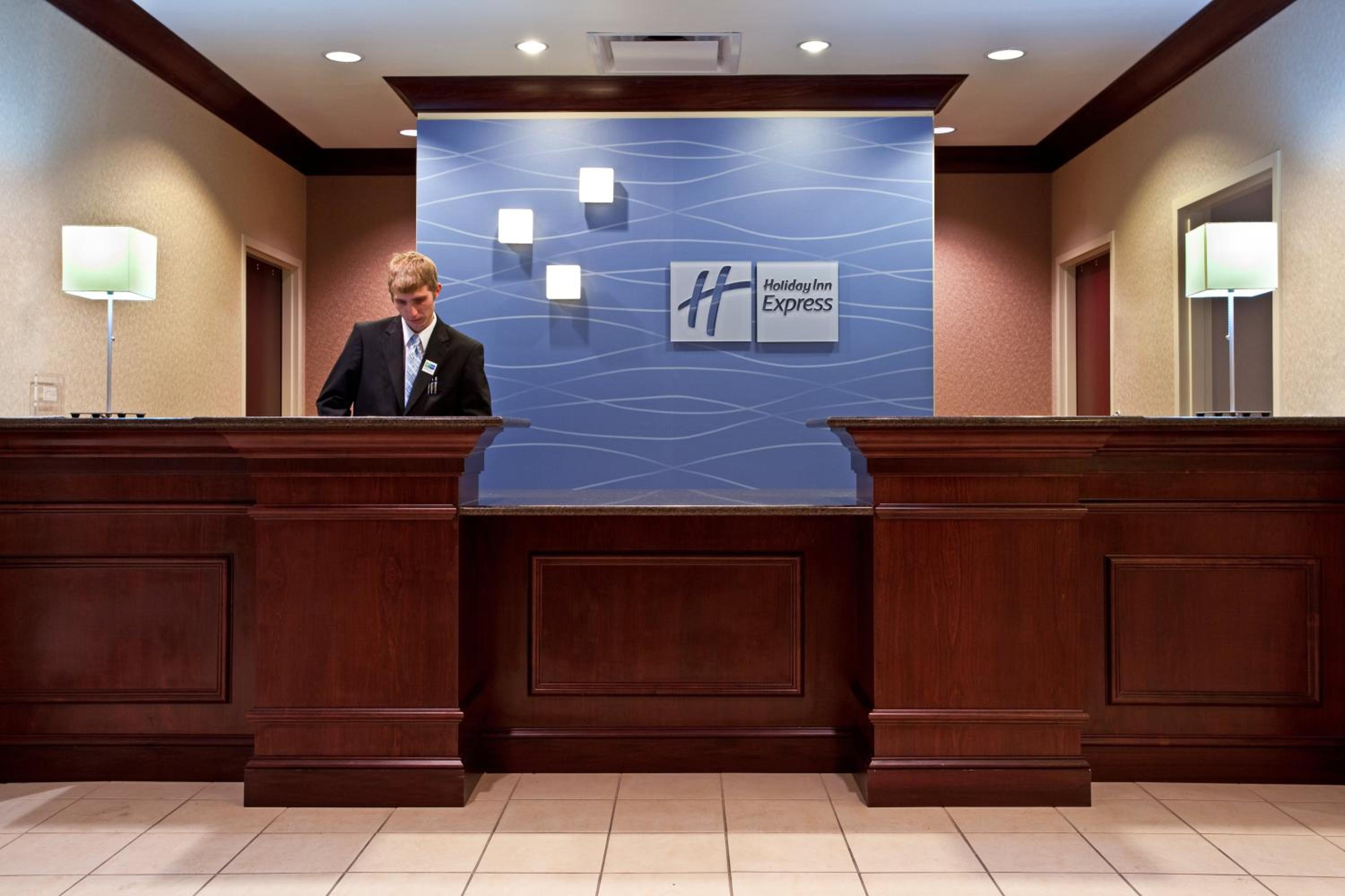 Holiday Inn Express Suites Chicago West-O'Hare Arpt Area , an IHG Hotel - Property Image 27