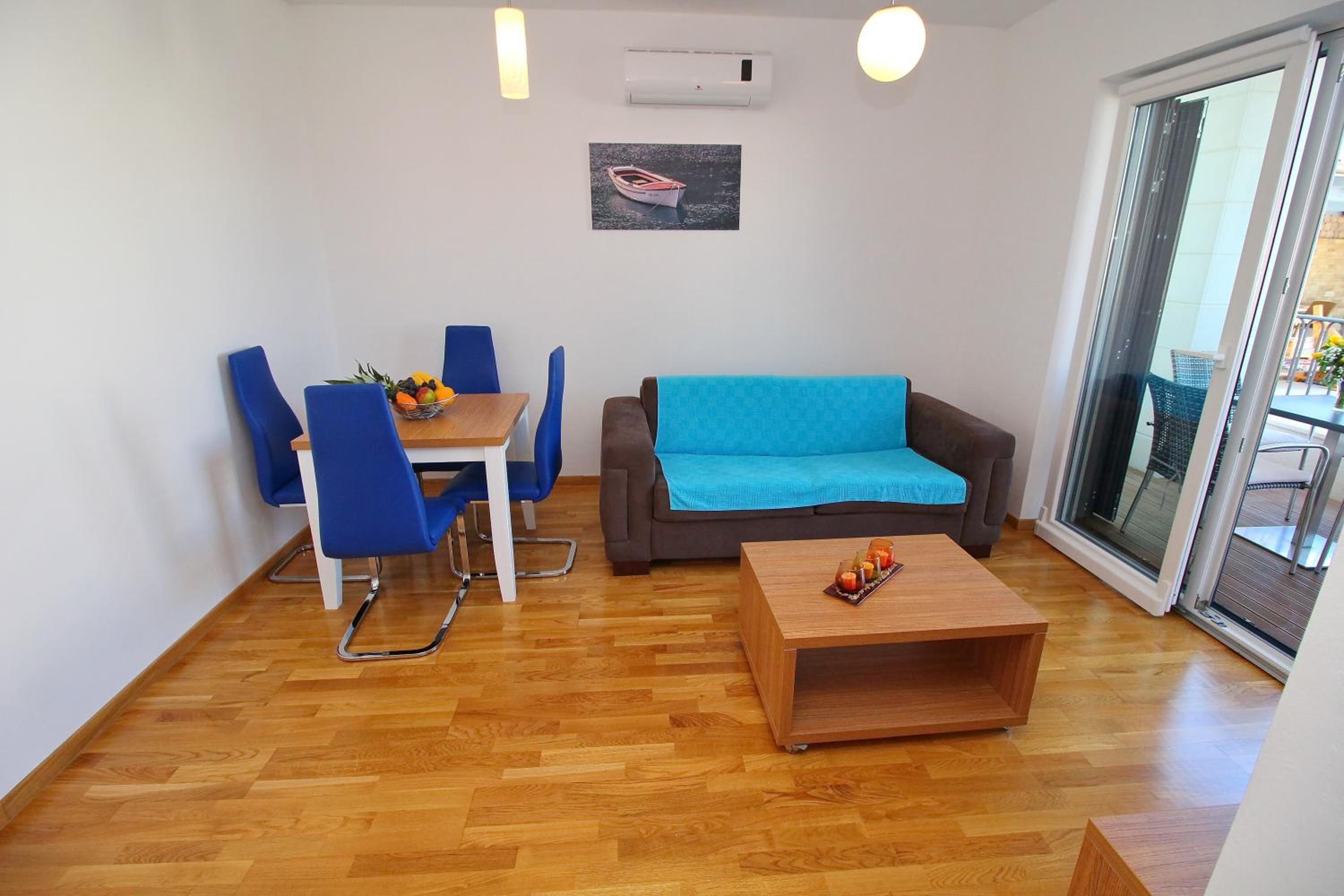 Apartments Kula