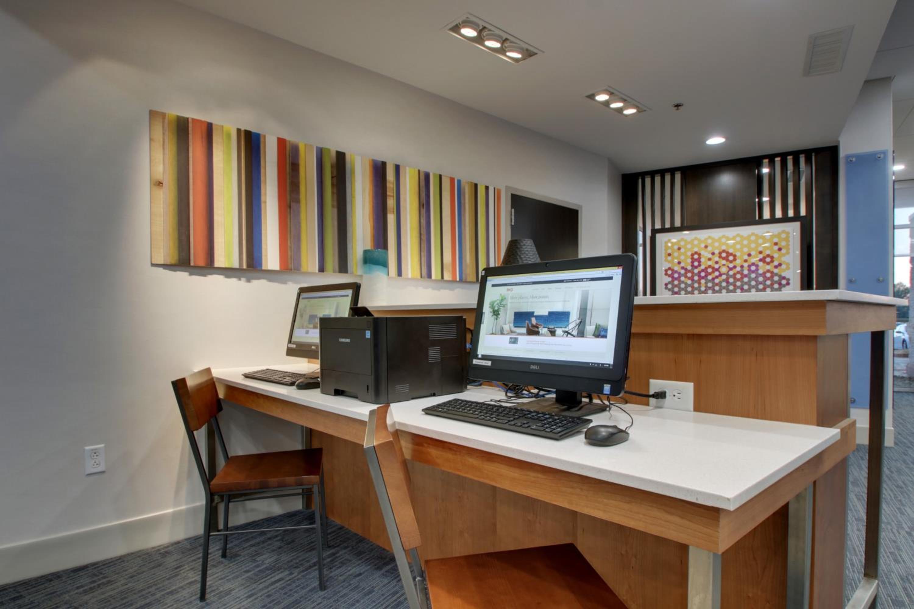 Mount Vernon Vacations - Holiday Inn Express  Suites - Mount Vernon, an IHG Hotel - Property Image 4